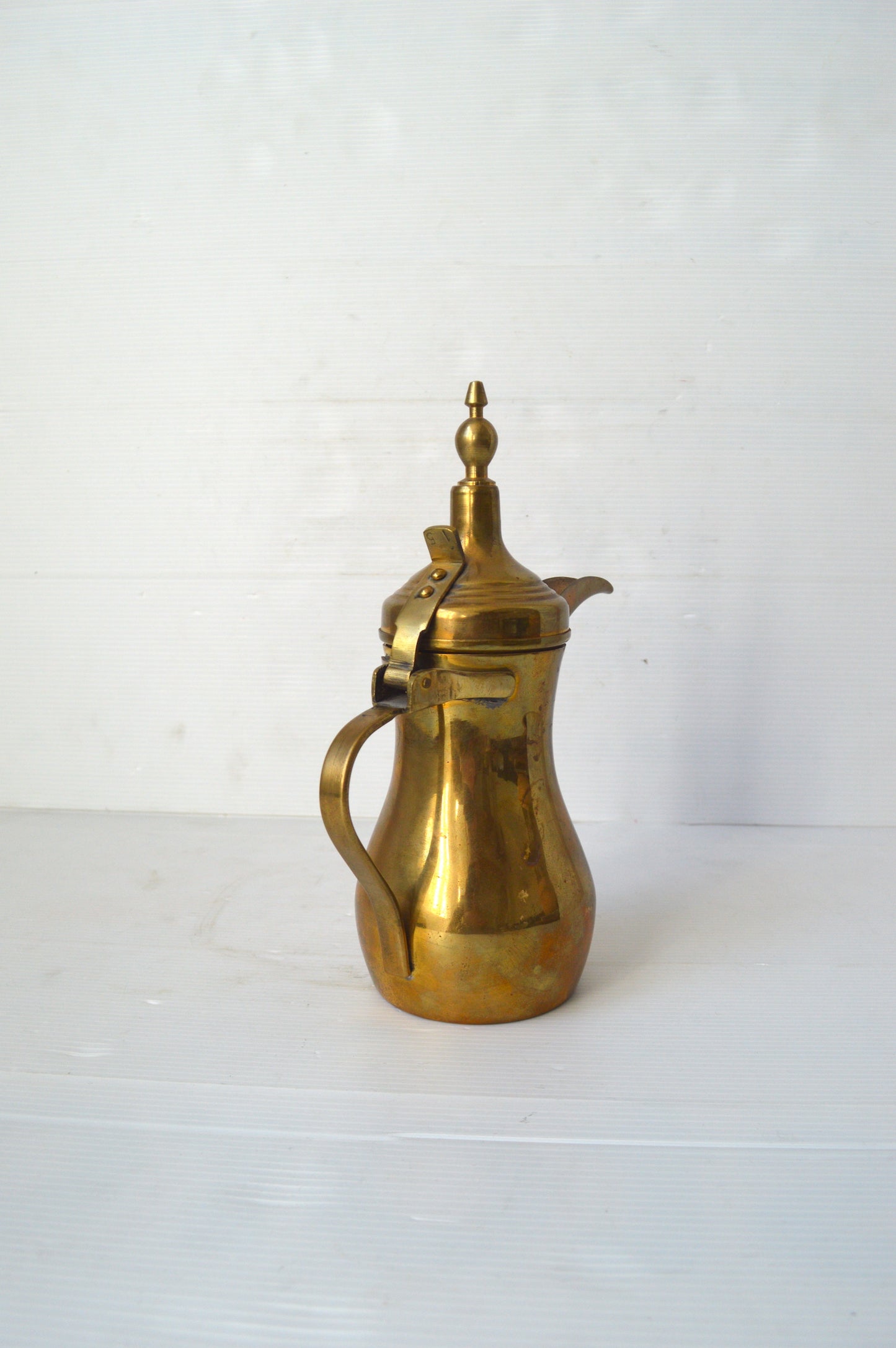 Théière en laiton