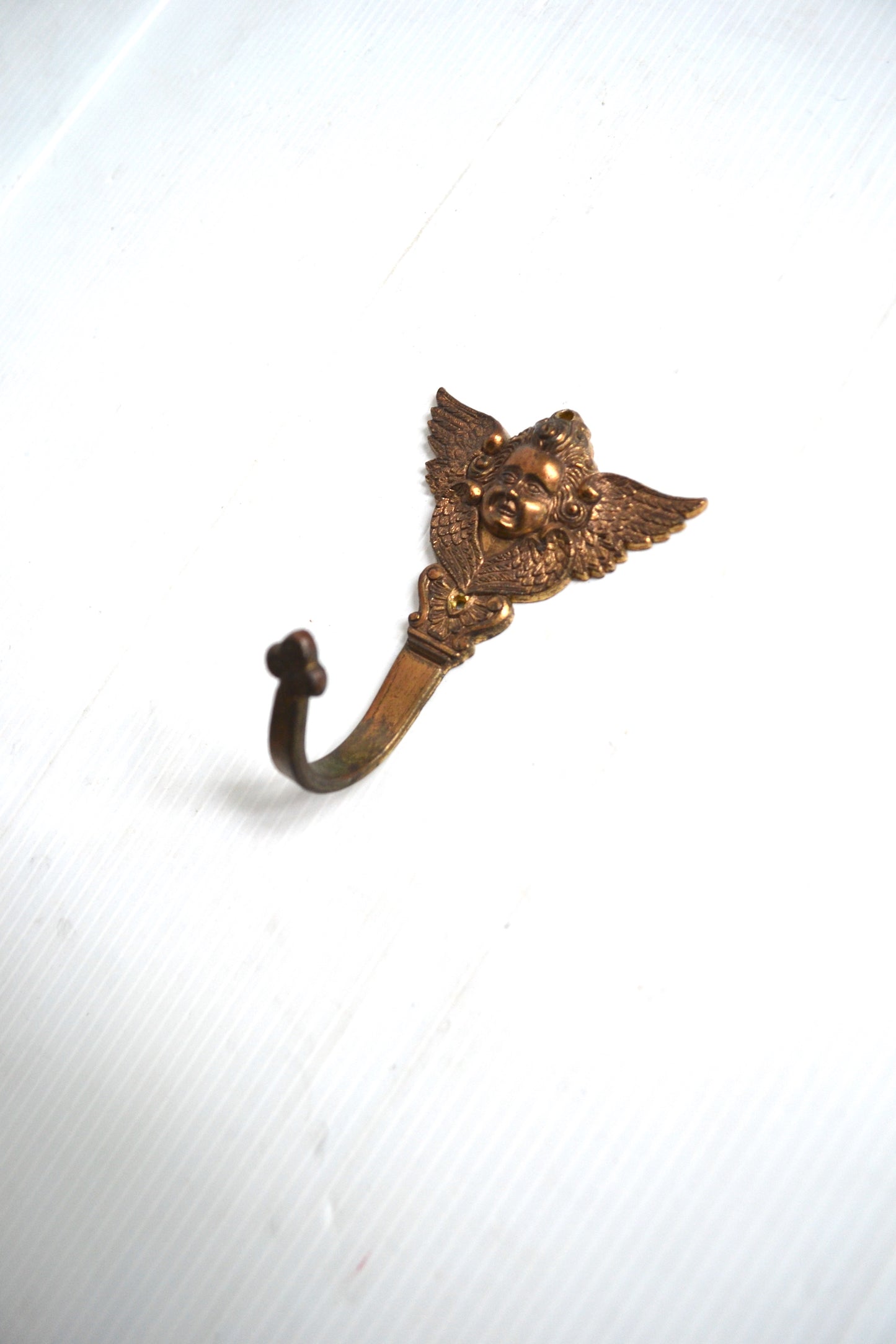 Ancien crochet doré