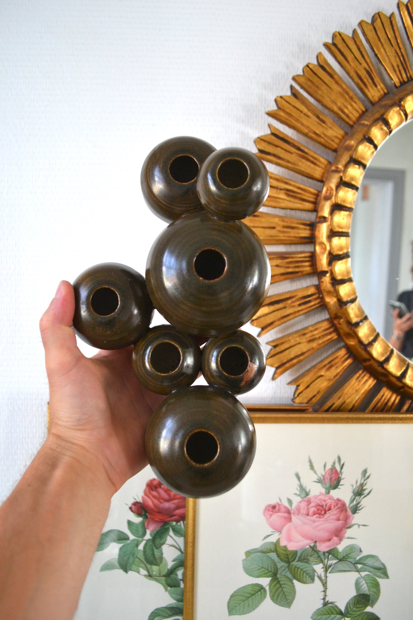 Vase à trous