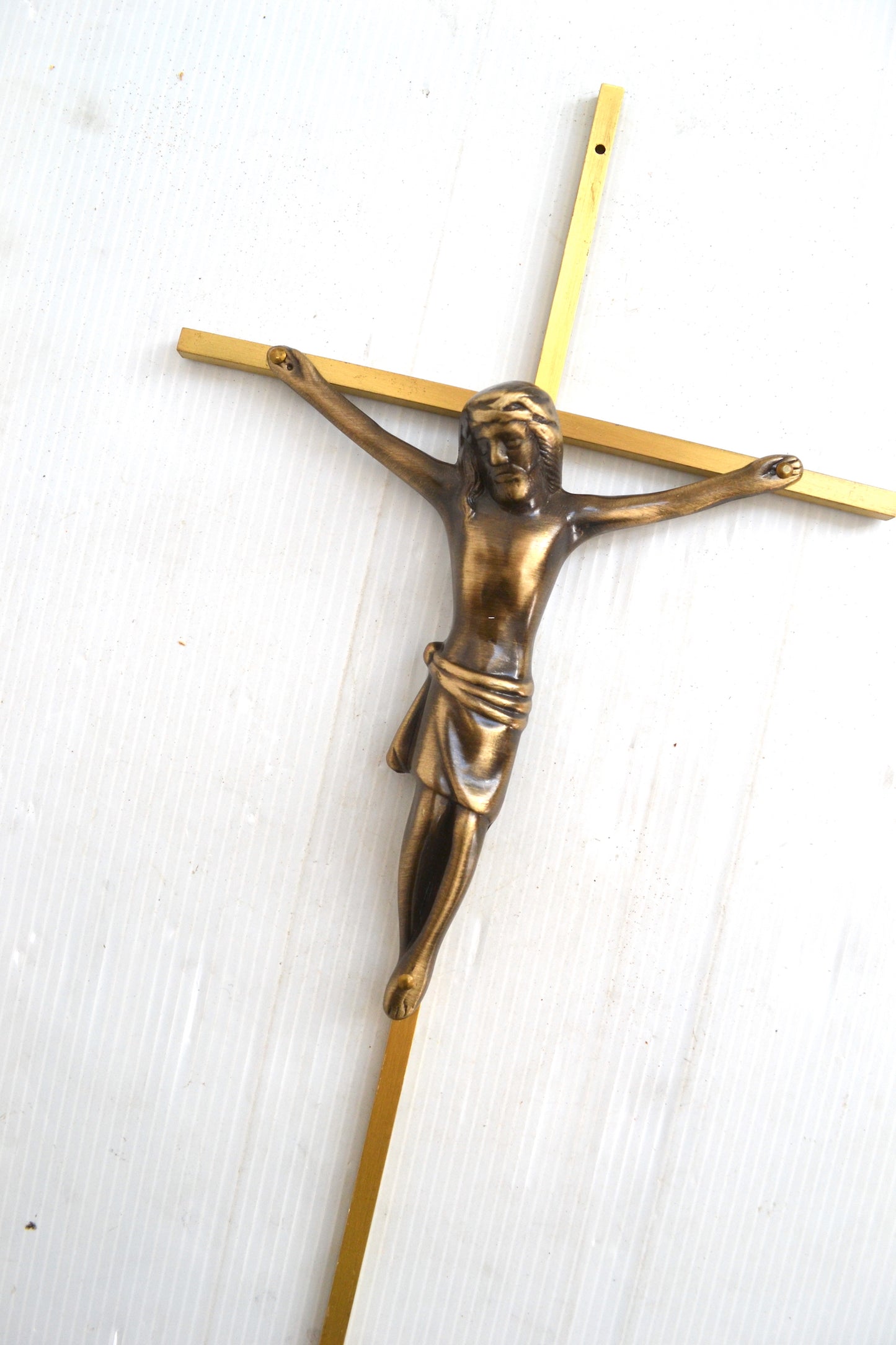 Crucifix doré