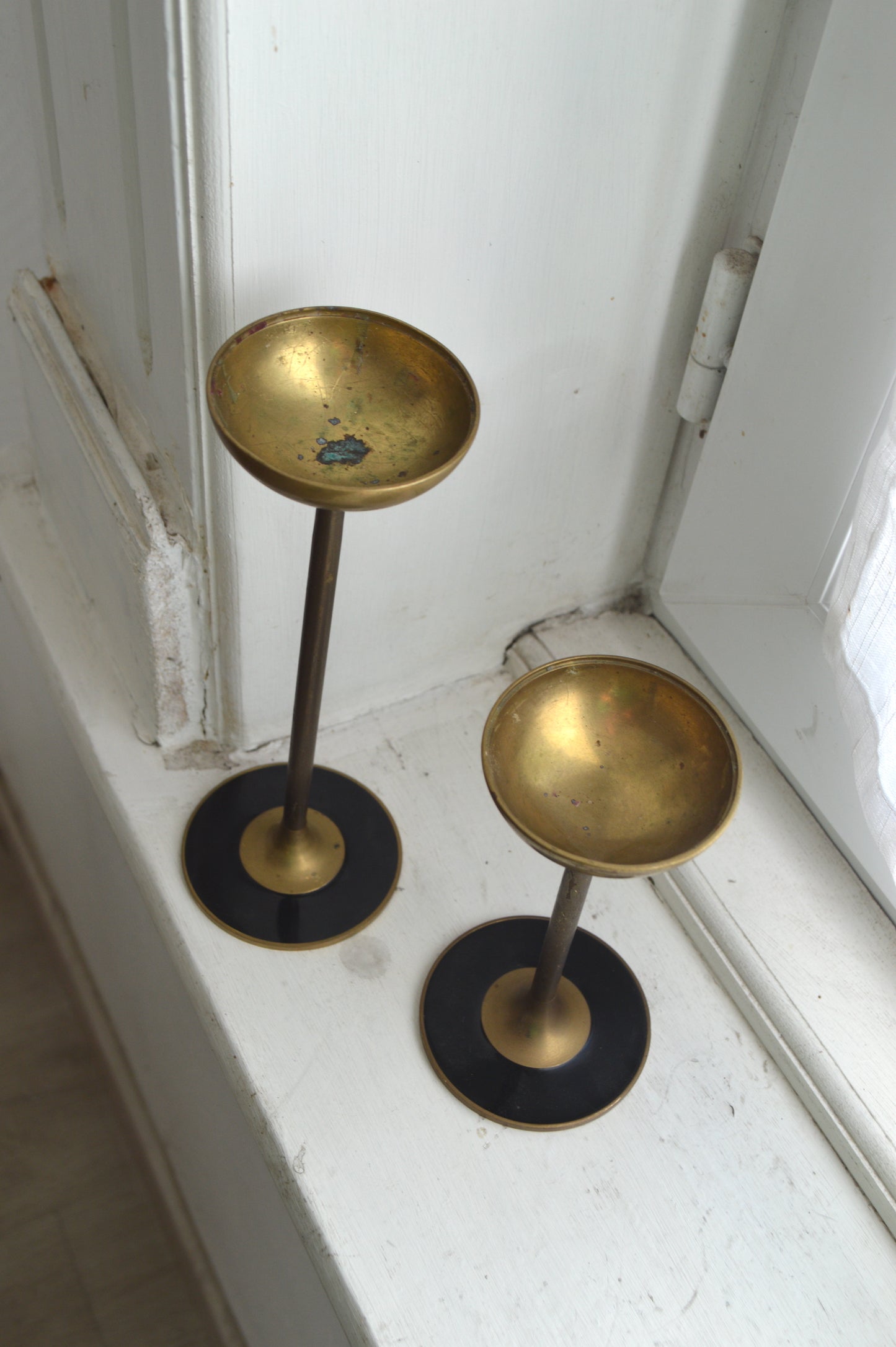Bougeoirs en laiton