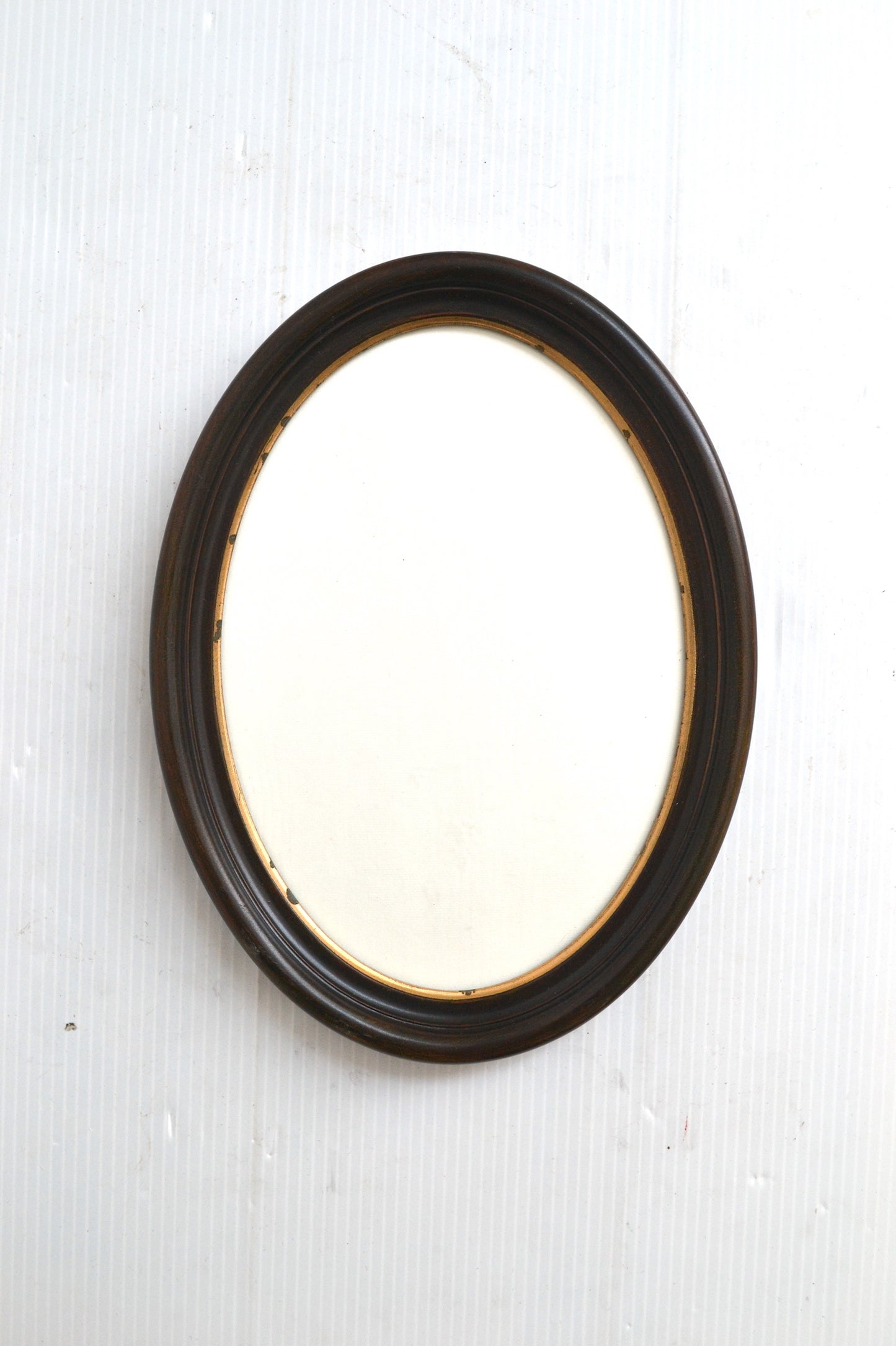 Cadre oval