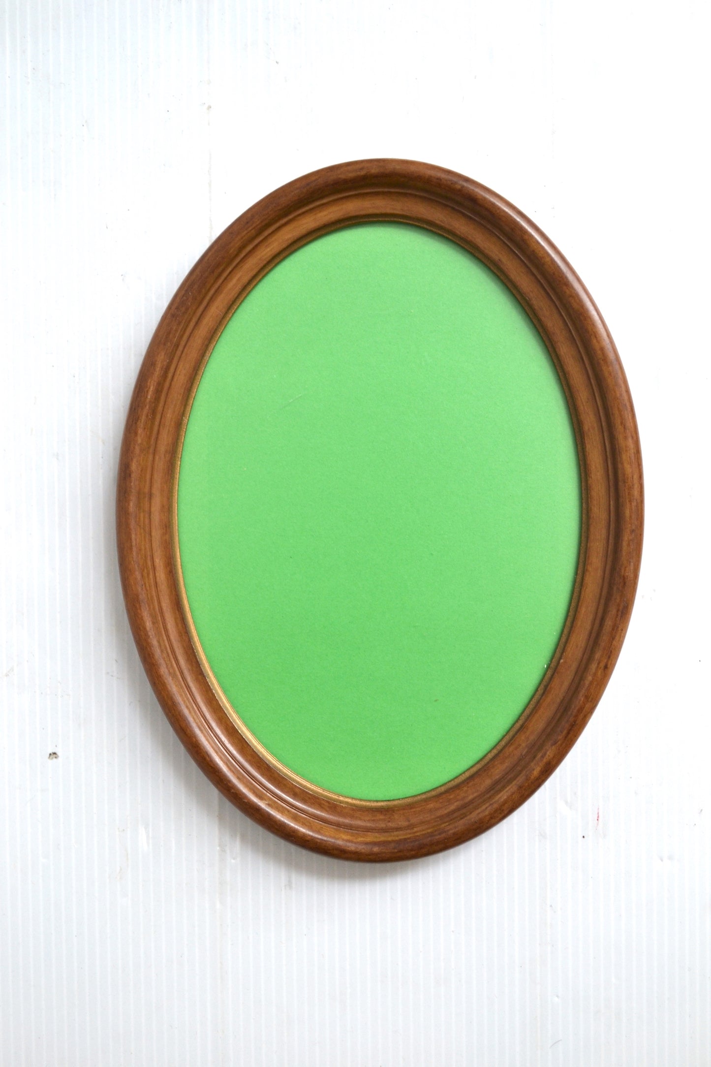 Cadre oval marron