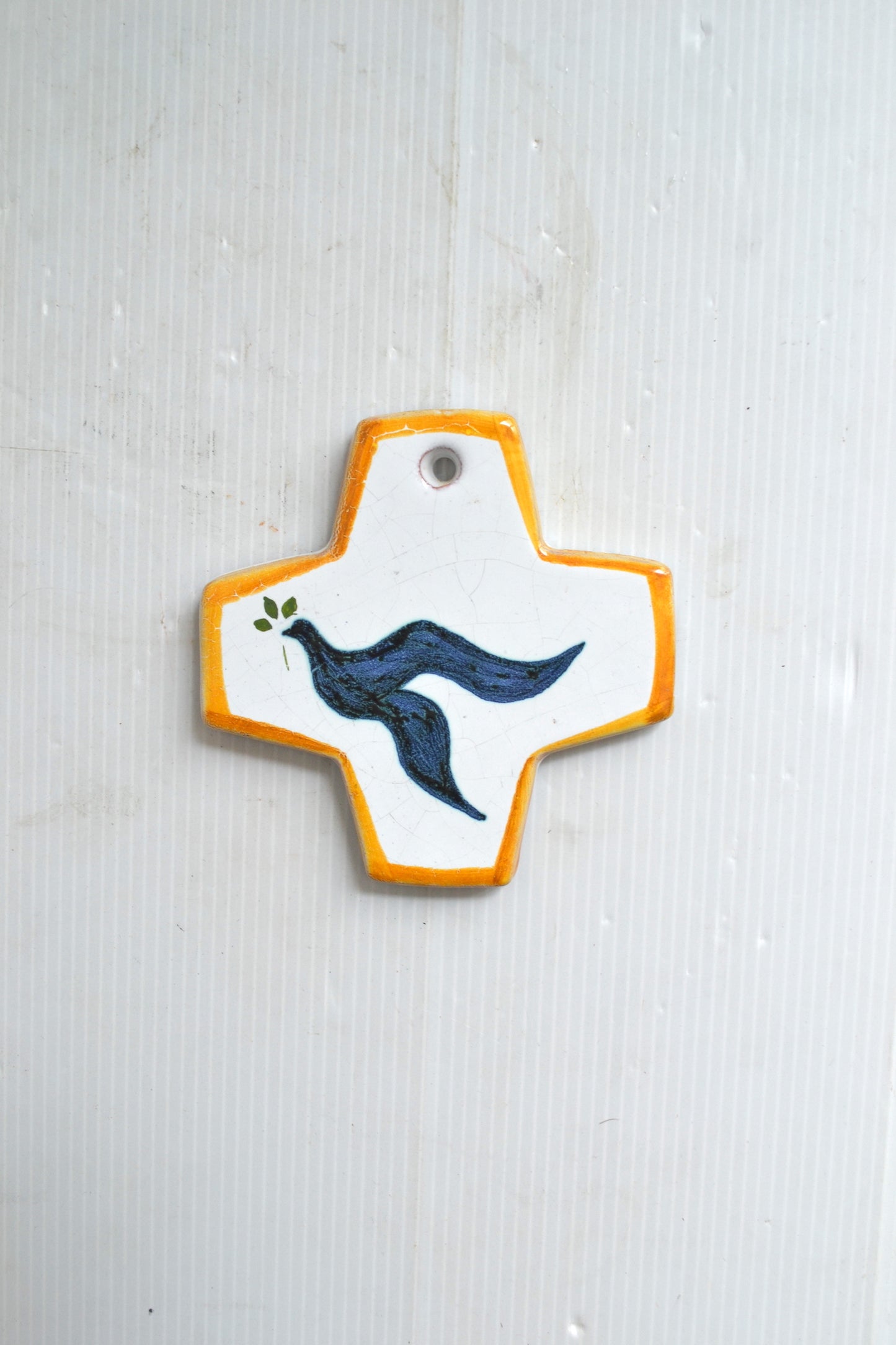 Croix en céramique