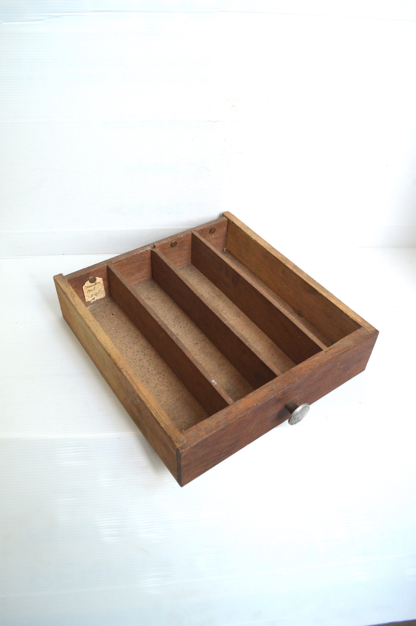 Ancien casier en bois