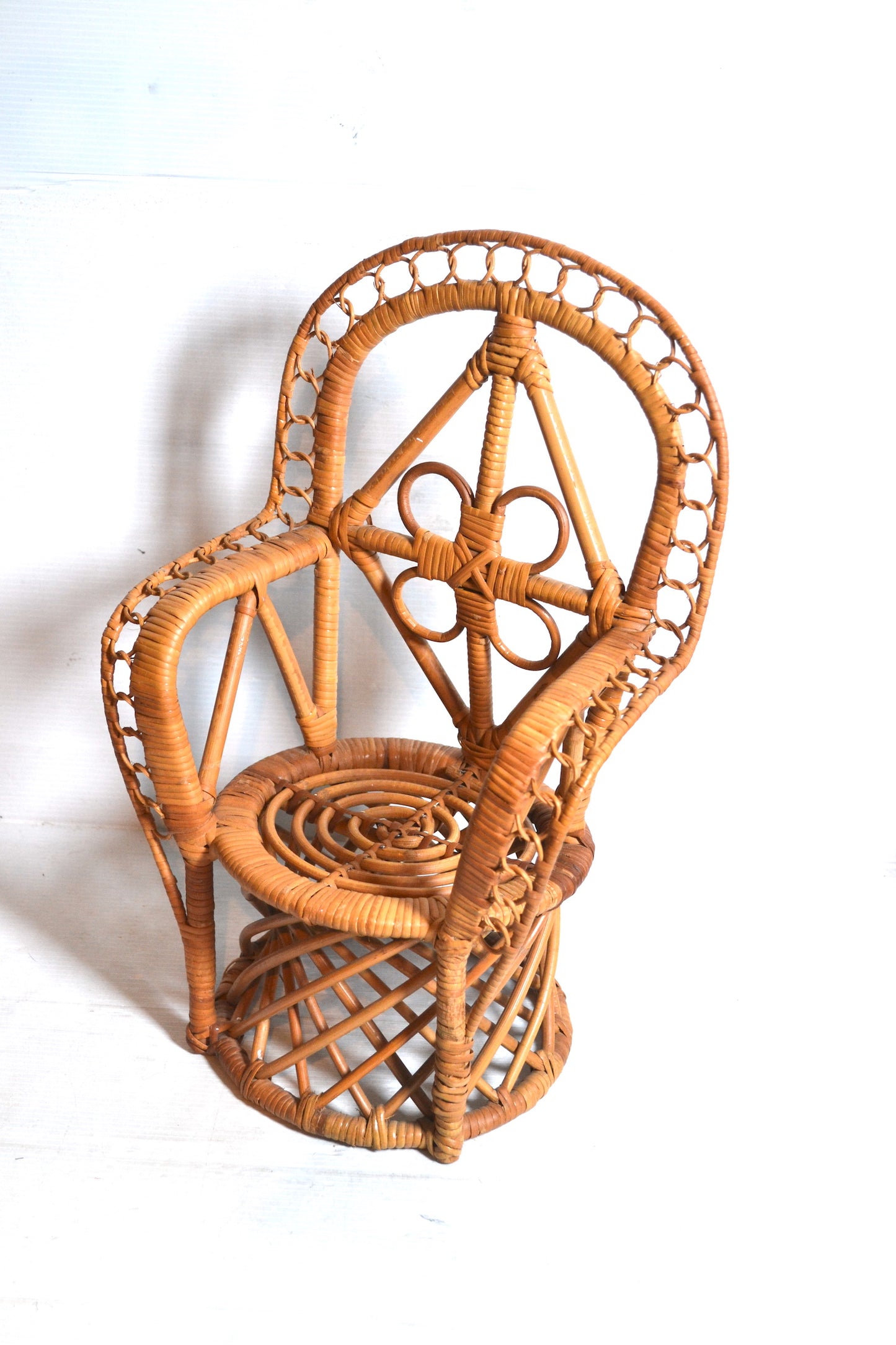 Petit fauteuil en rotin