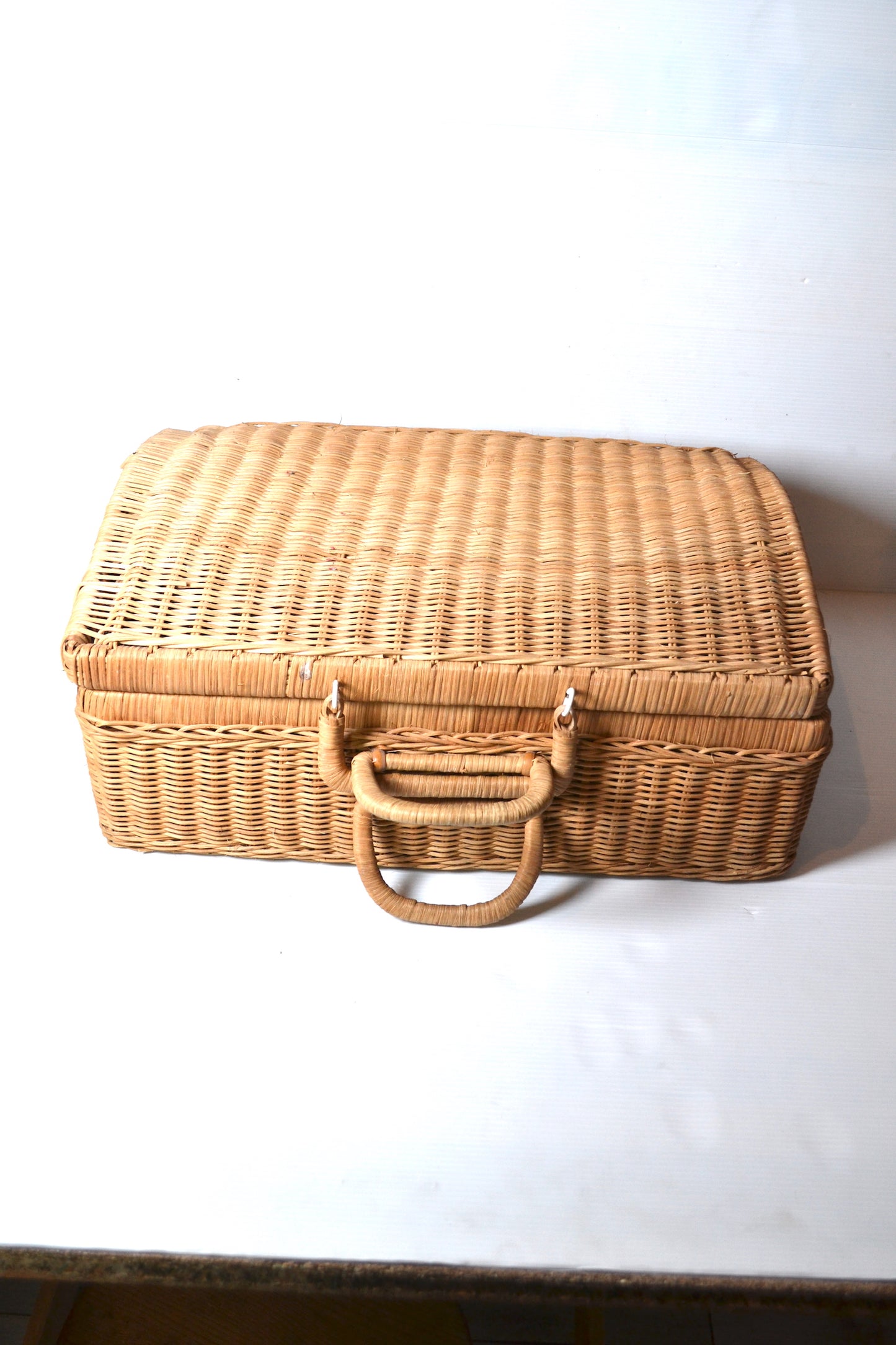 Valise en rotin