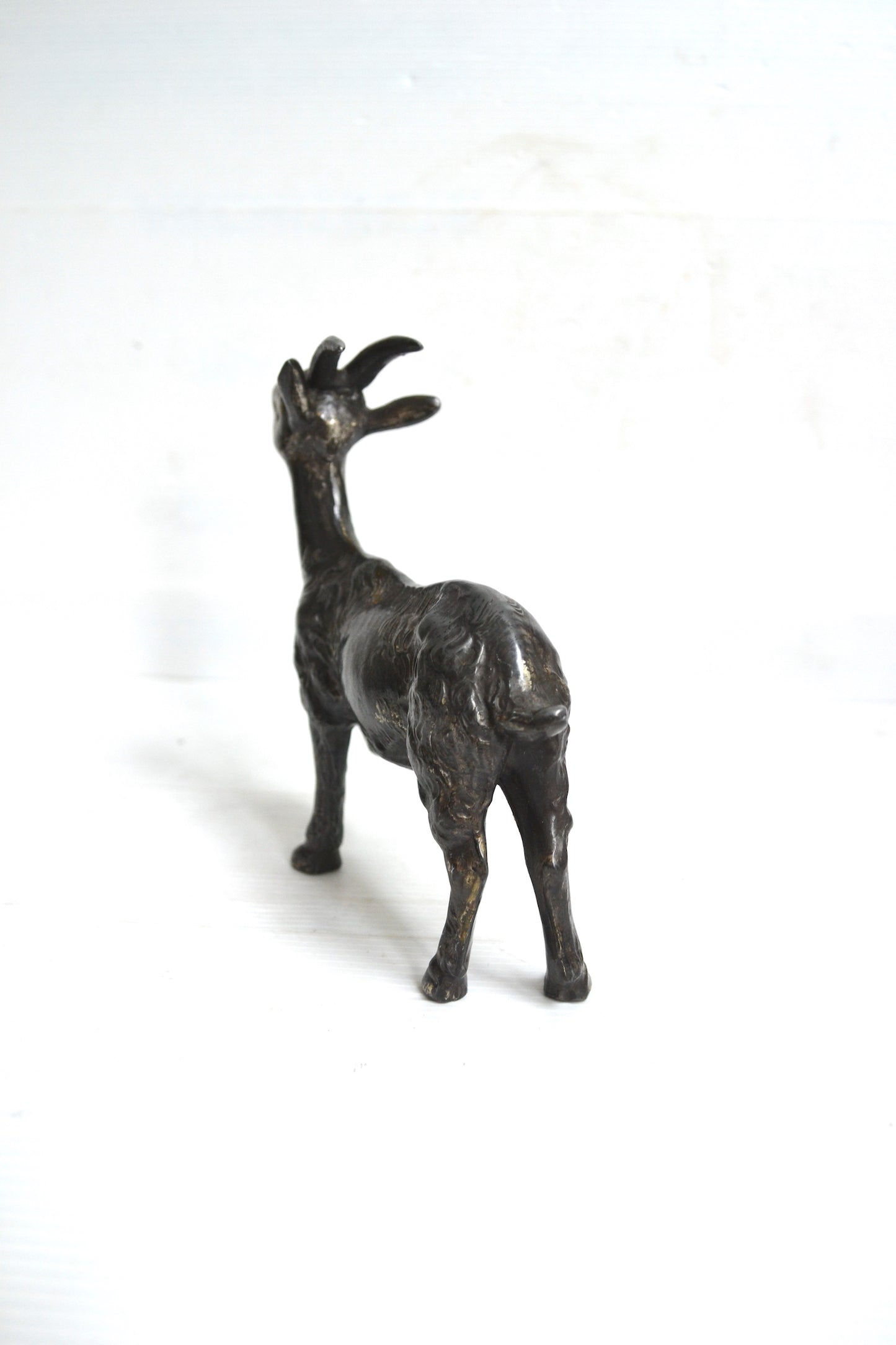 Bouc en métal
