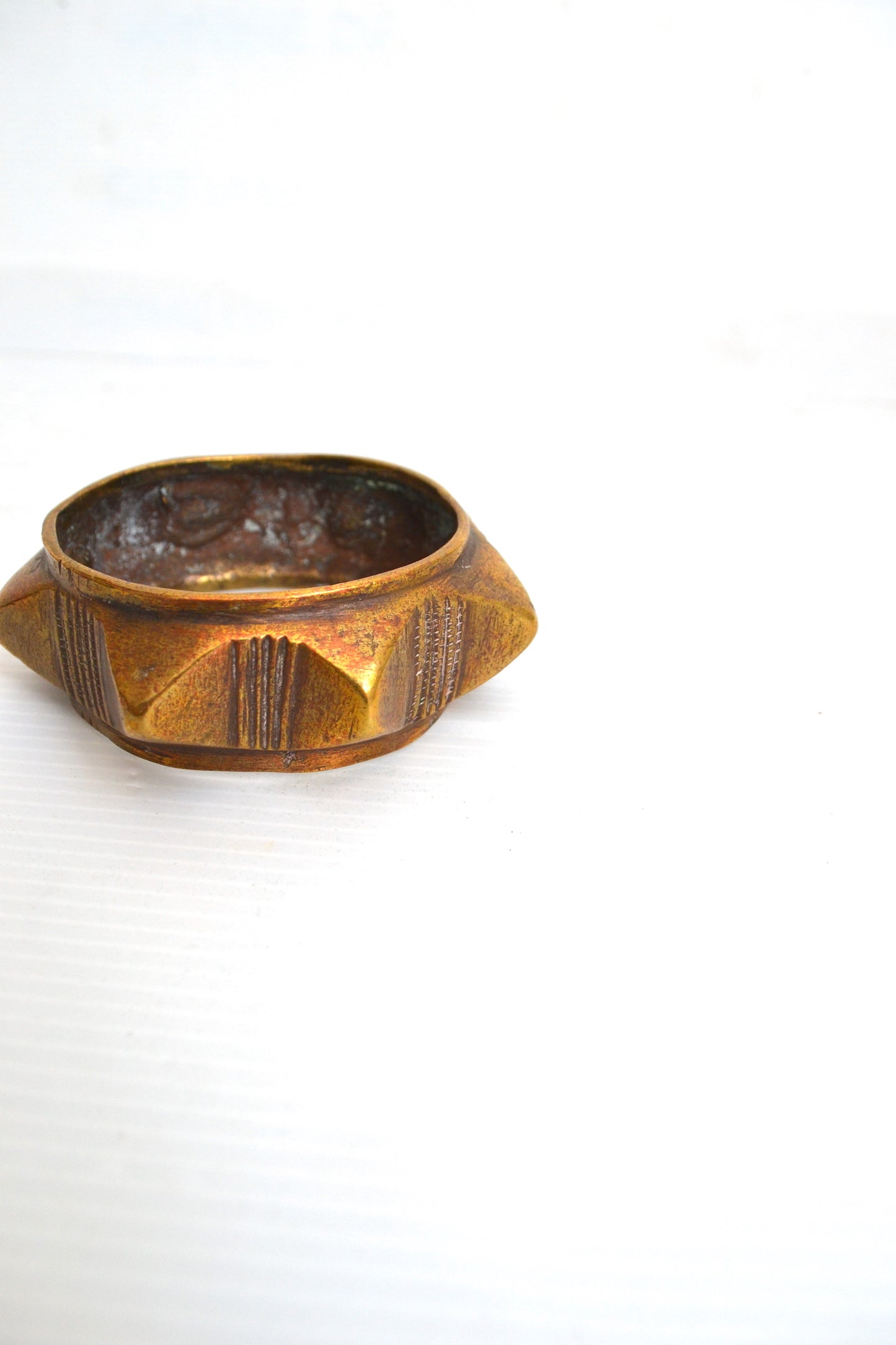 Bracelet africain doré