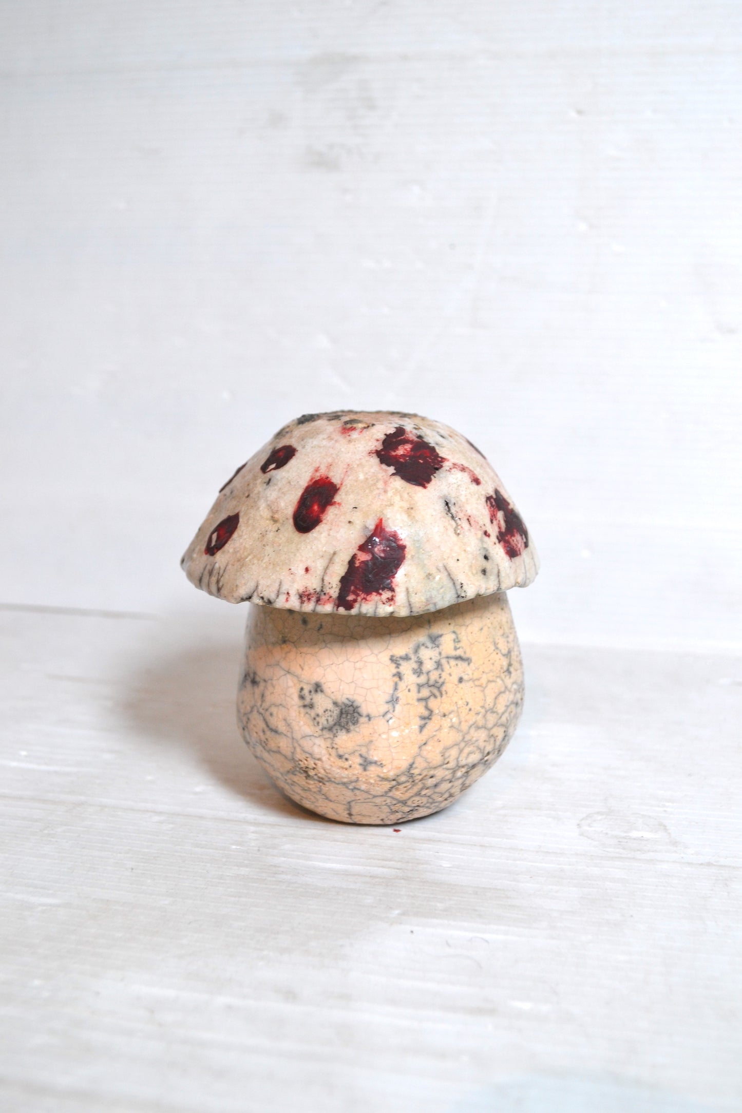 Champignon en céramique