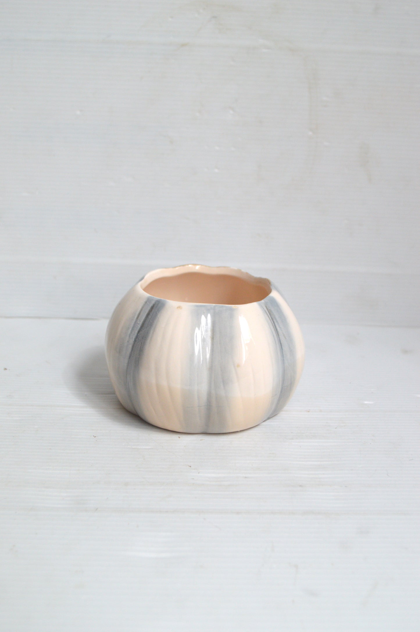 Vase rayé