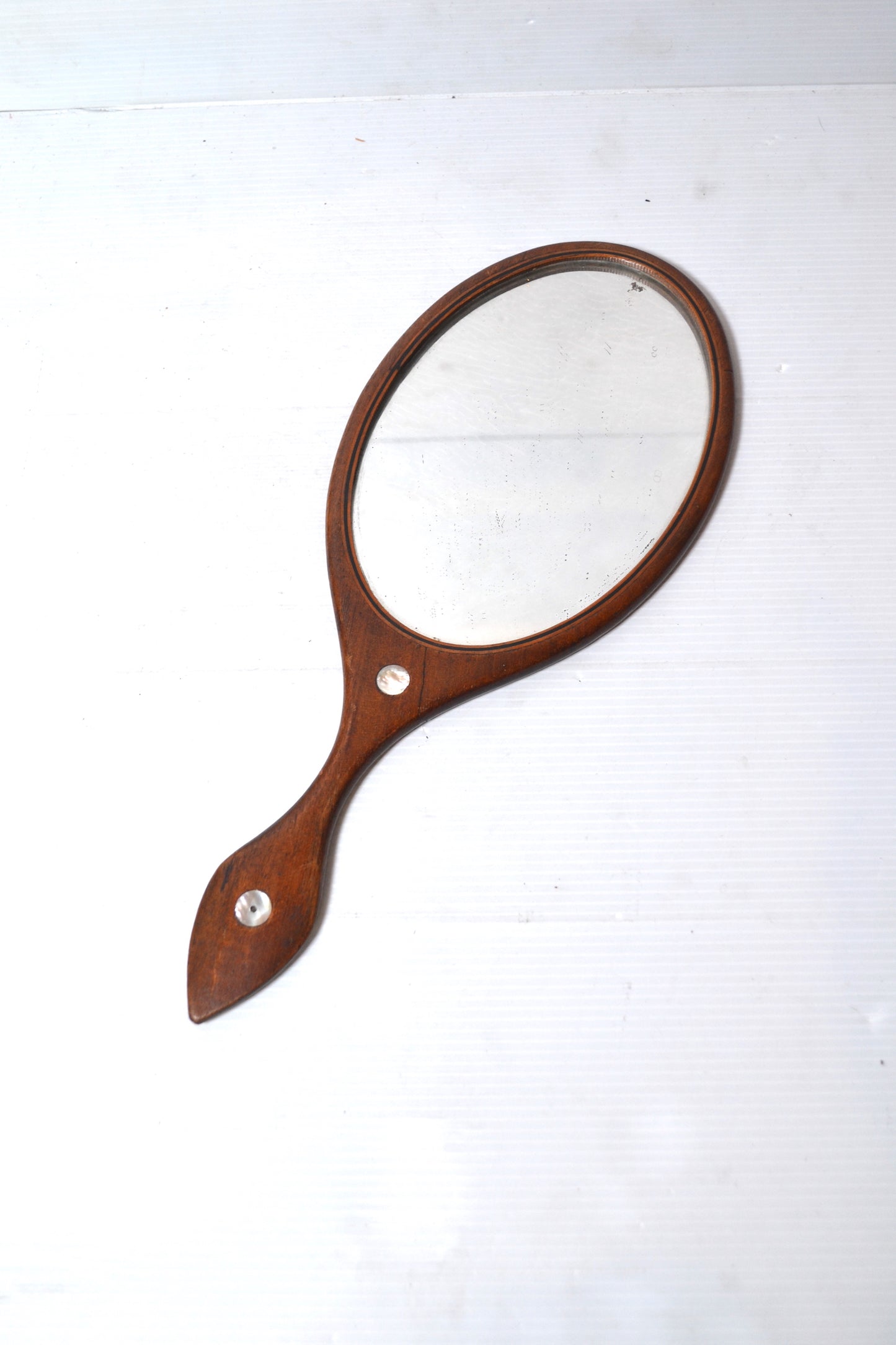 Miroir à main style scandinave