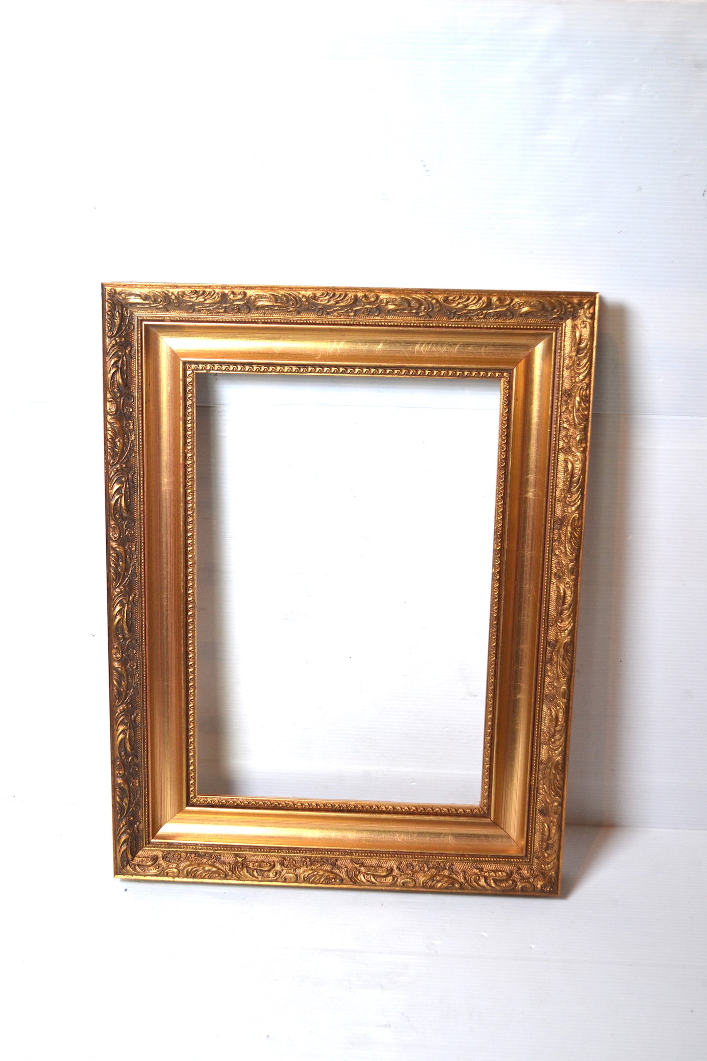 Cadre en bois doré
