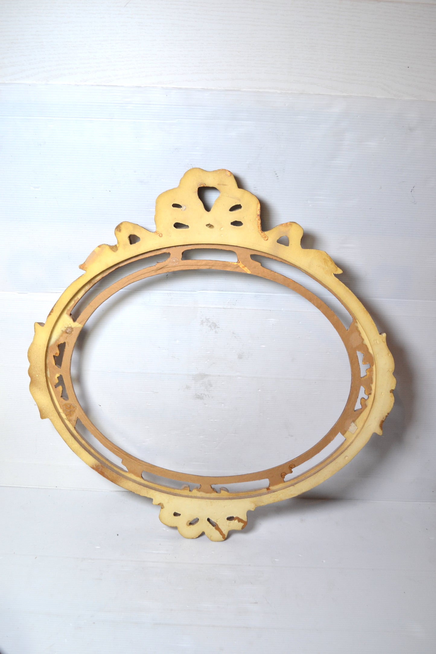 Cadre à nœud doré