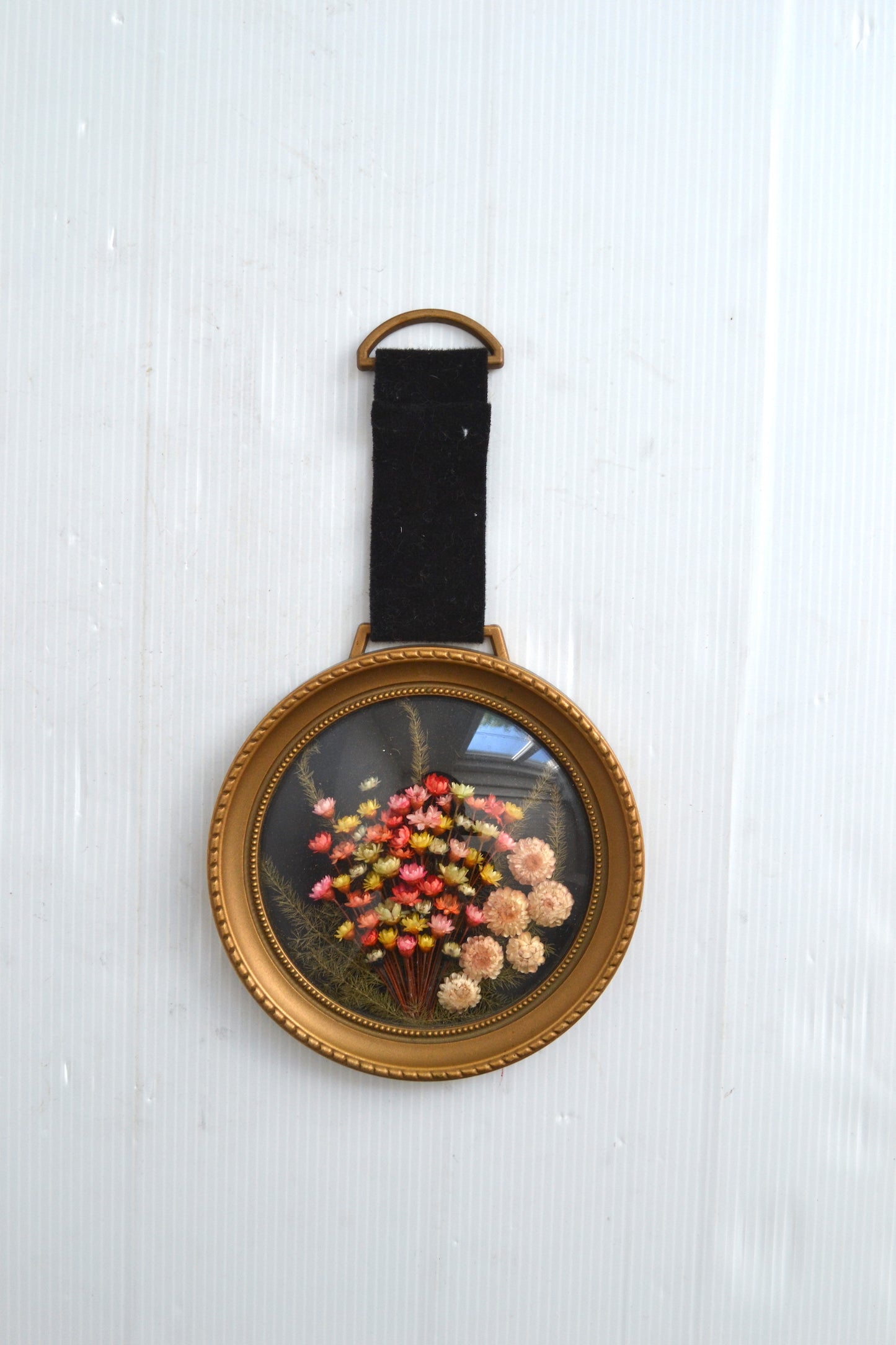 Petit cadre au verre bombé