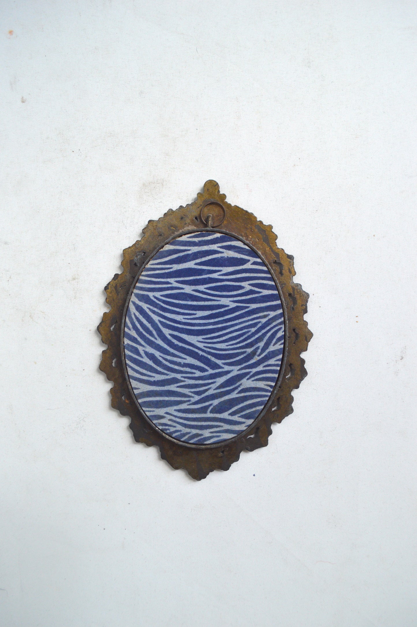 Ancien cadre médaillon