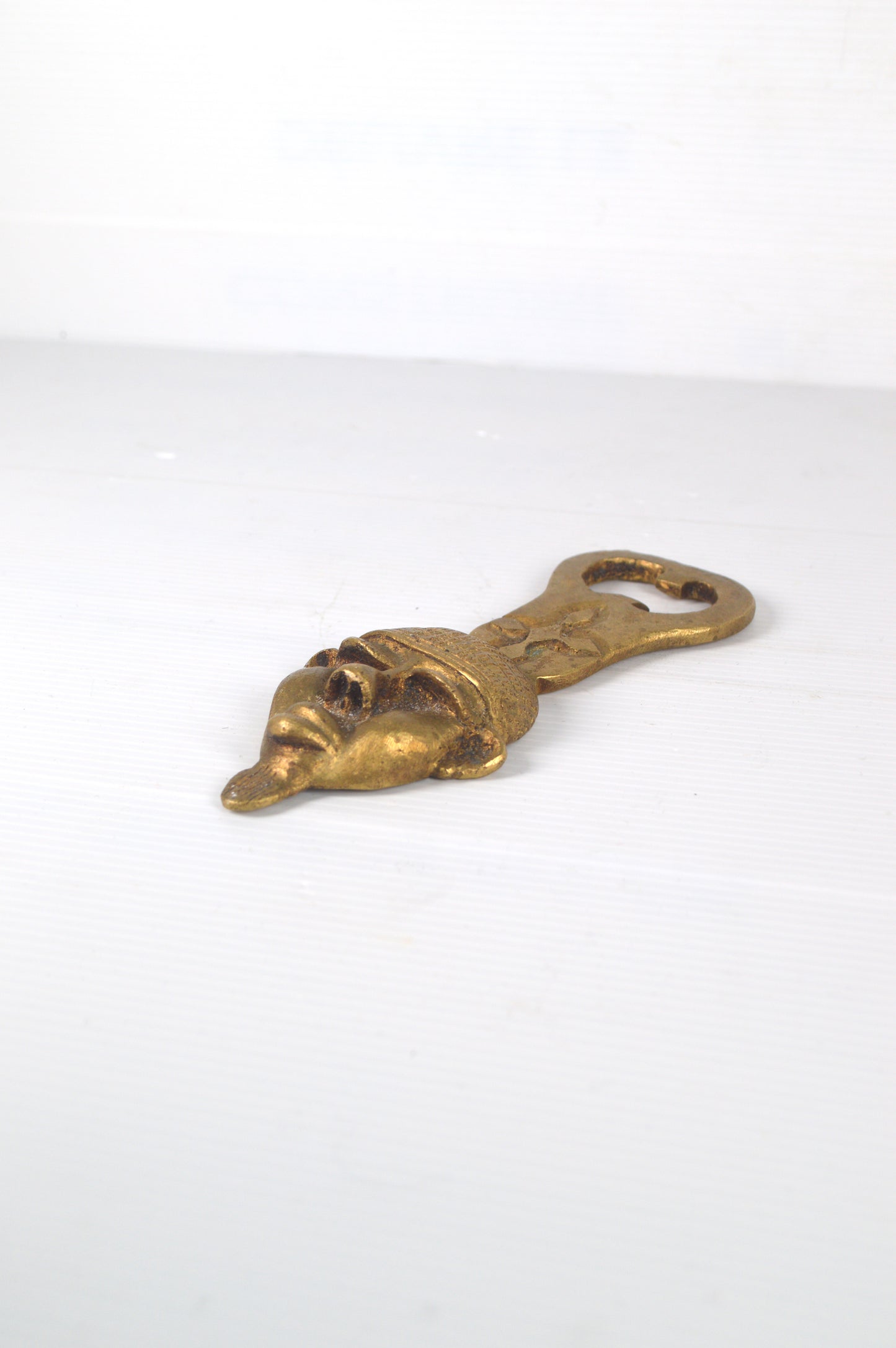 Décapsuleur Africain