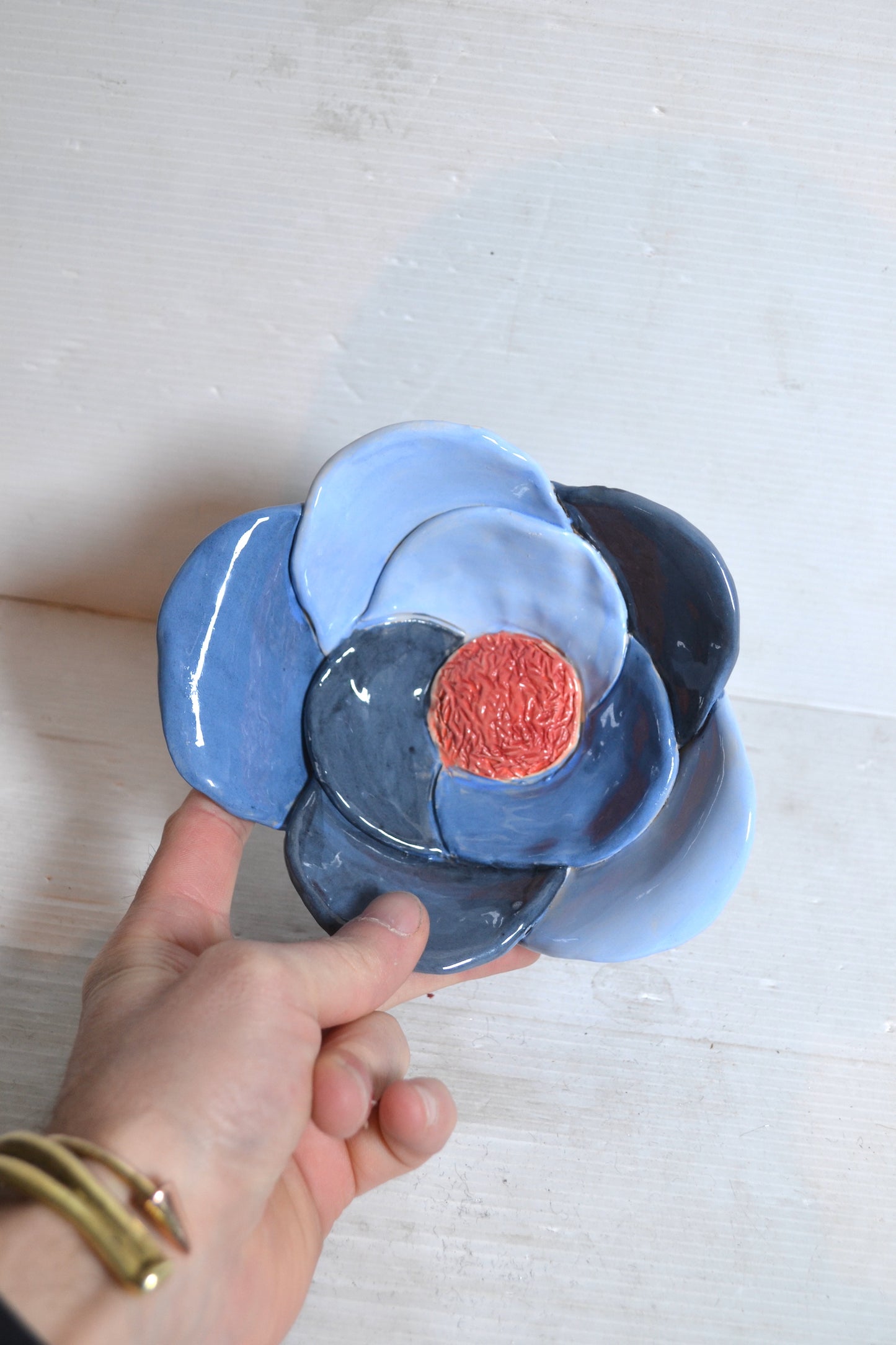 Ramequin fleur bleue