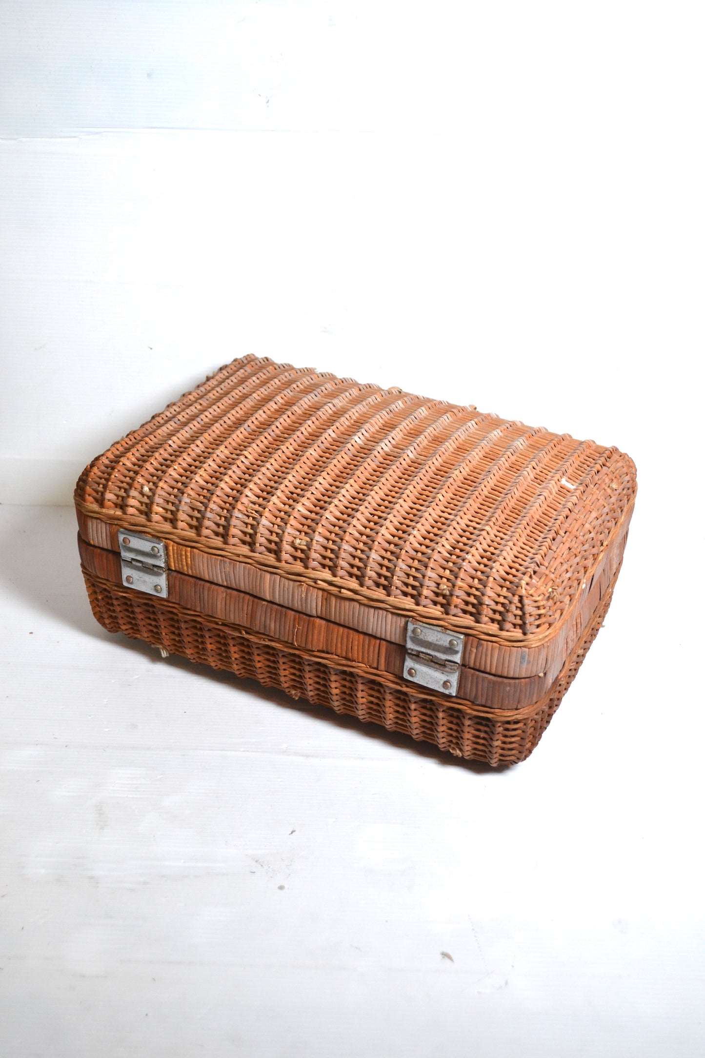 Valise en rotin
