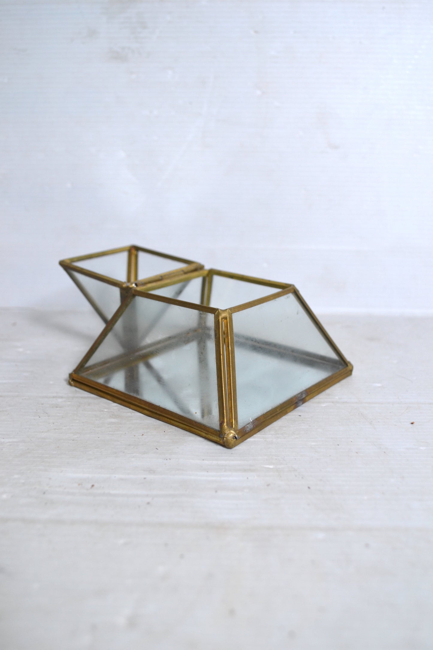 Boîte pyramide