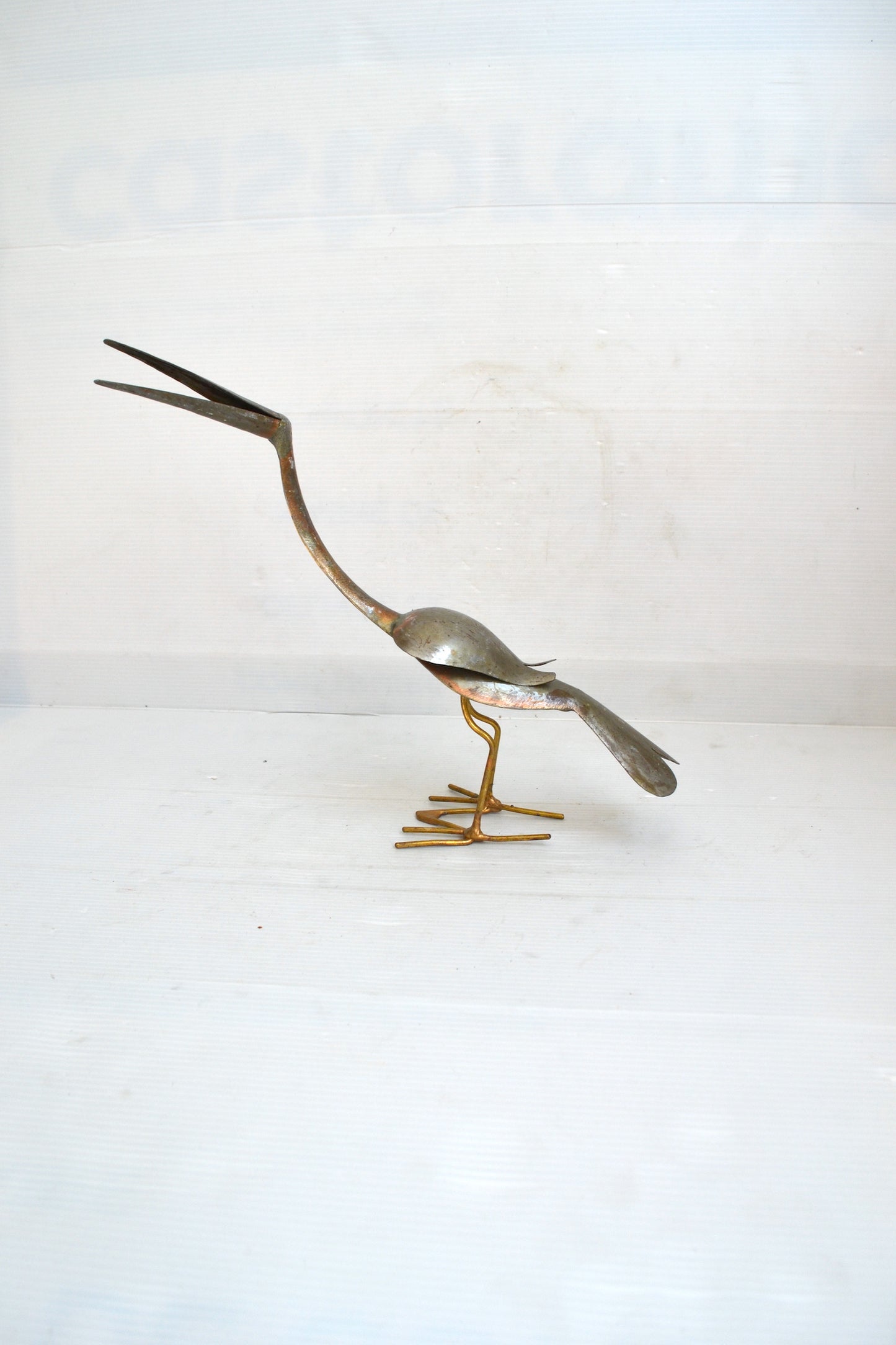 Pélican en métal