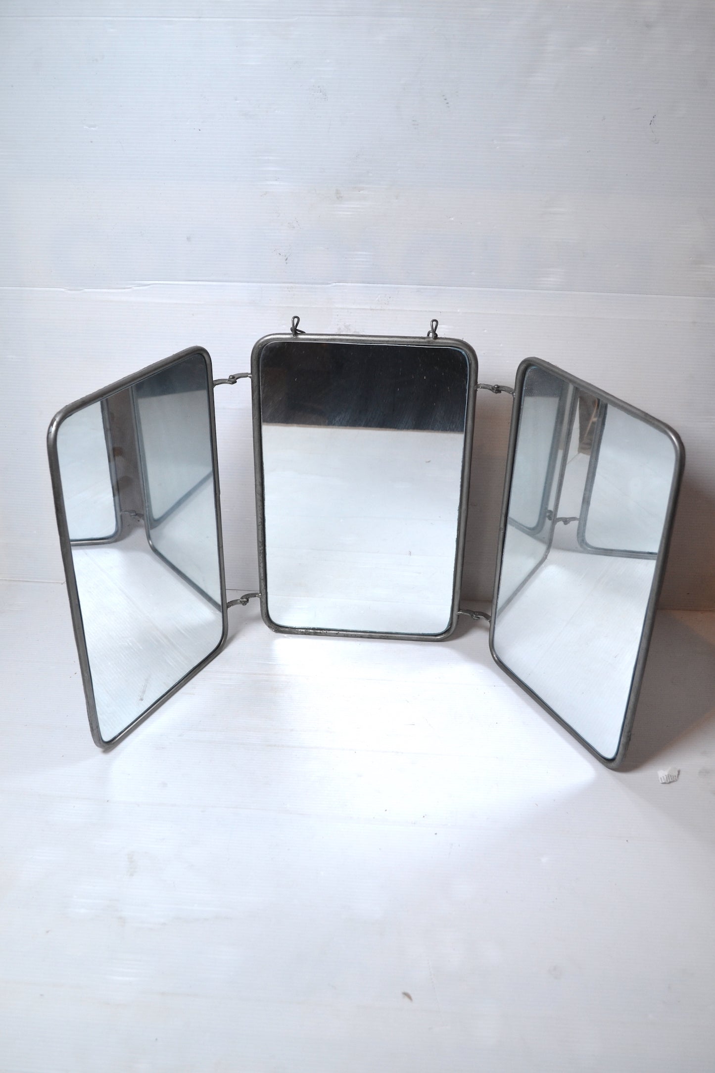Miroir de barbier triptyque
