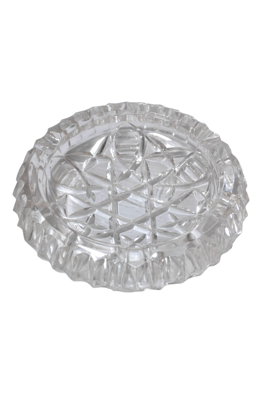 Ancien cendrier en verre ciselé