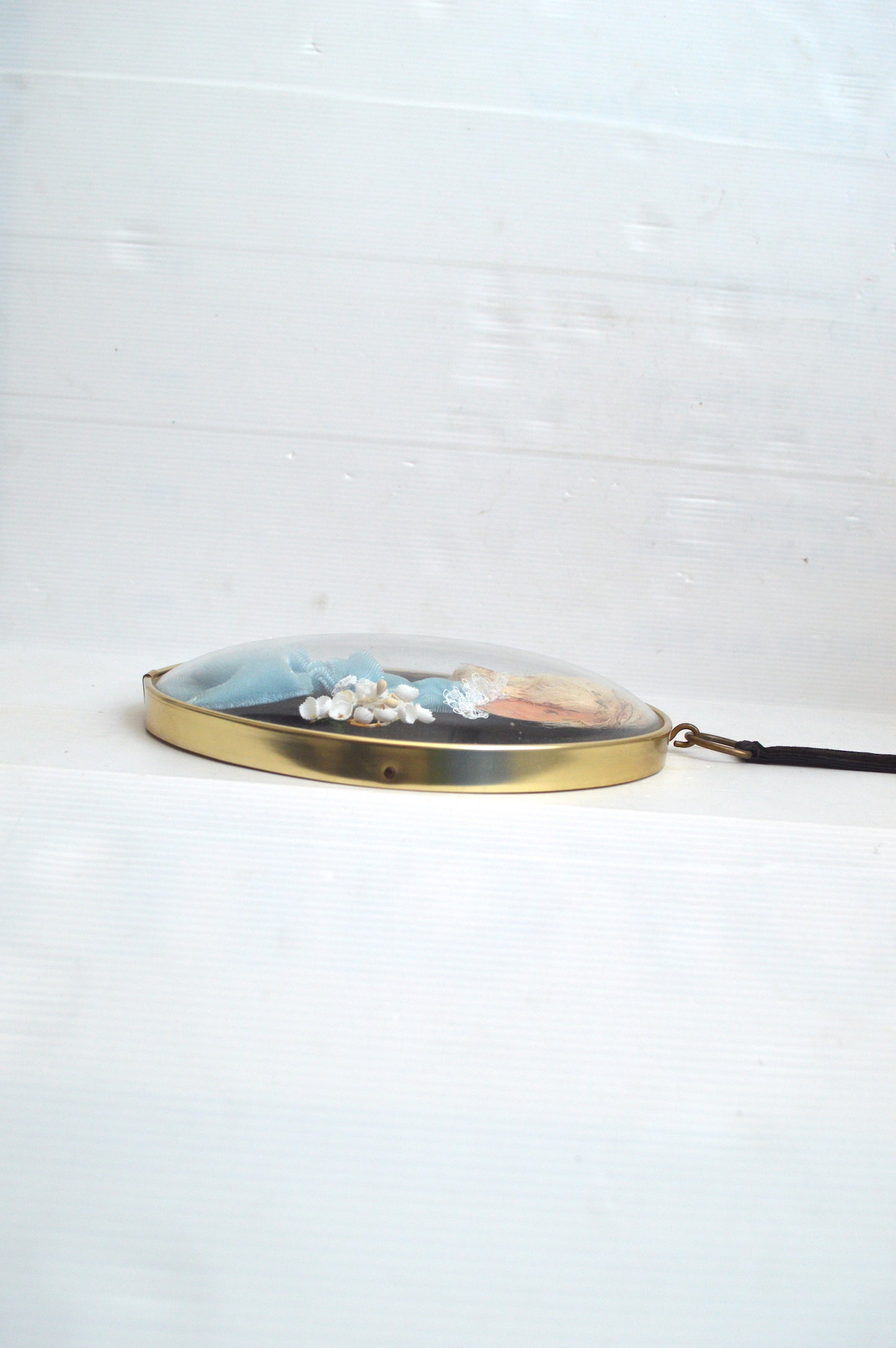 ancien-cadre-convexe