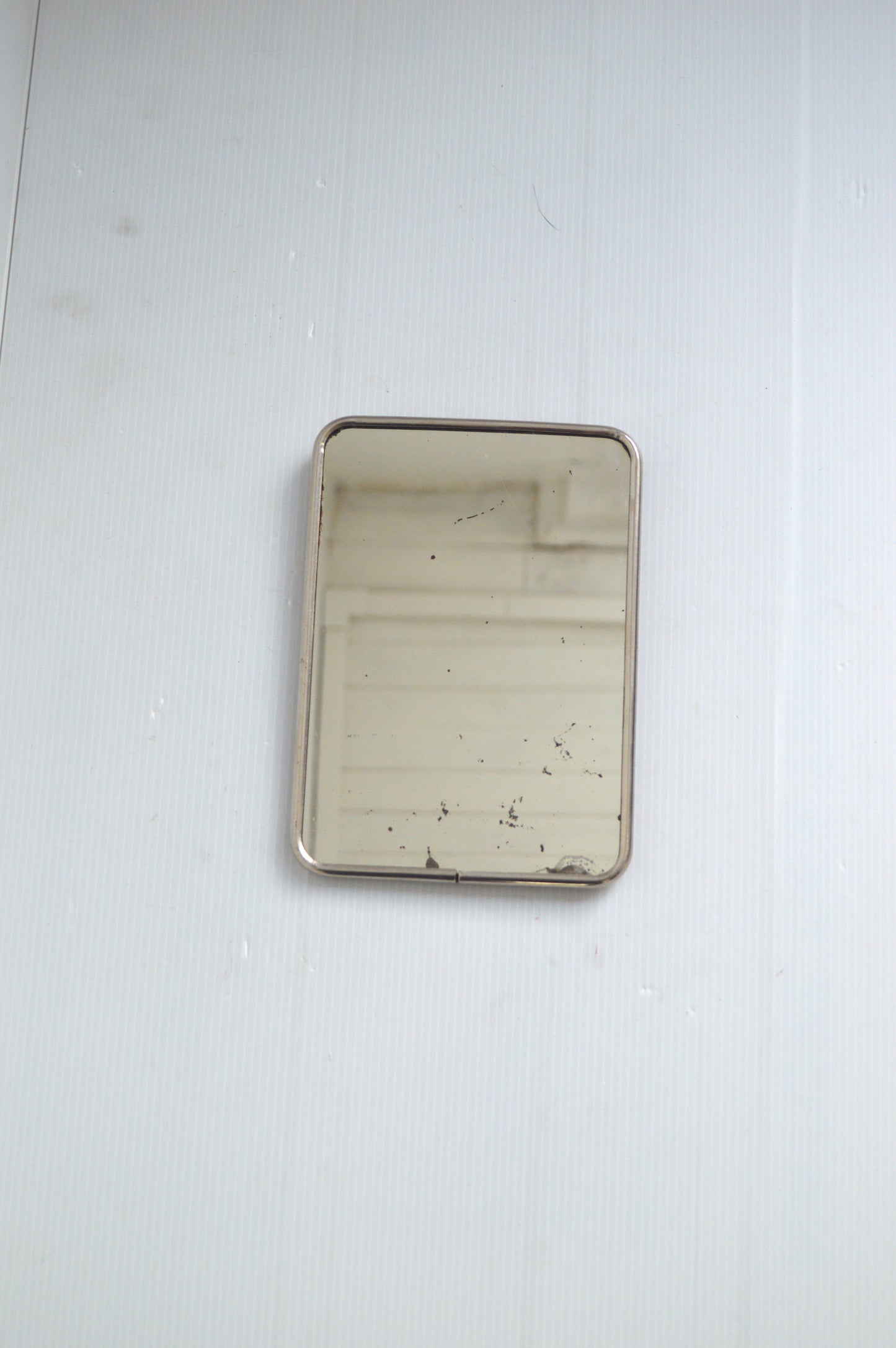 ancien-miroir-de-barbier