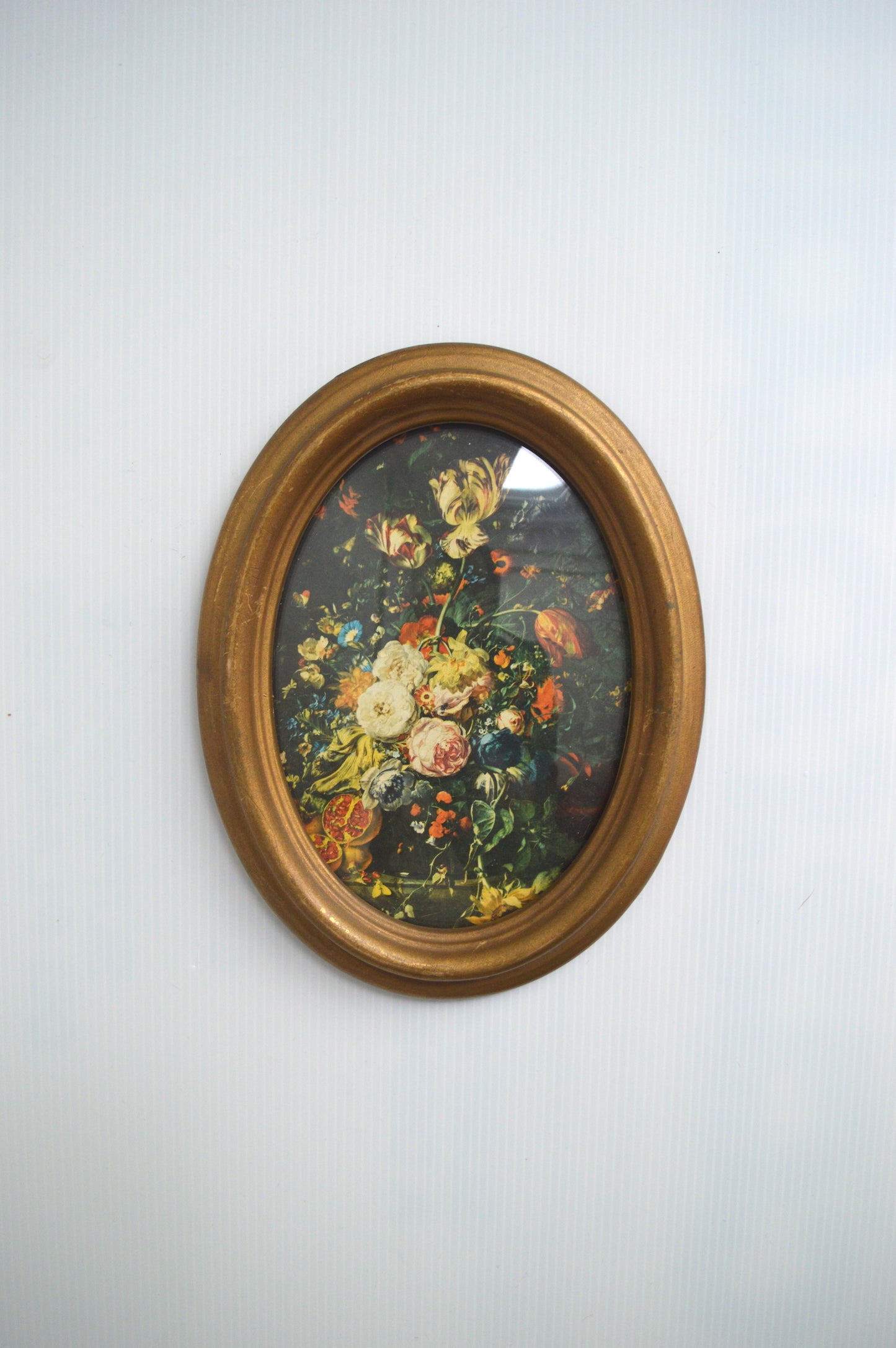 cadre-vintage-bombé-doré