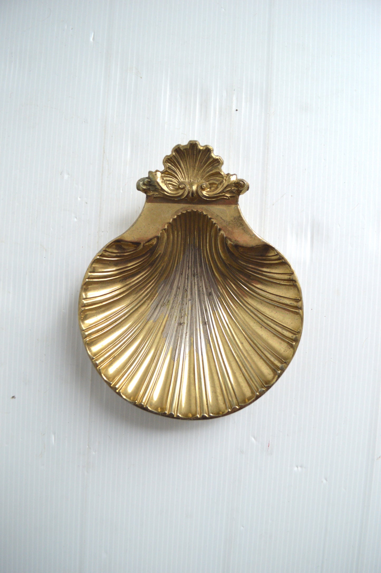 cendrier-coquille-dorée