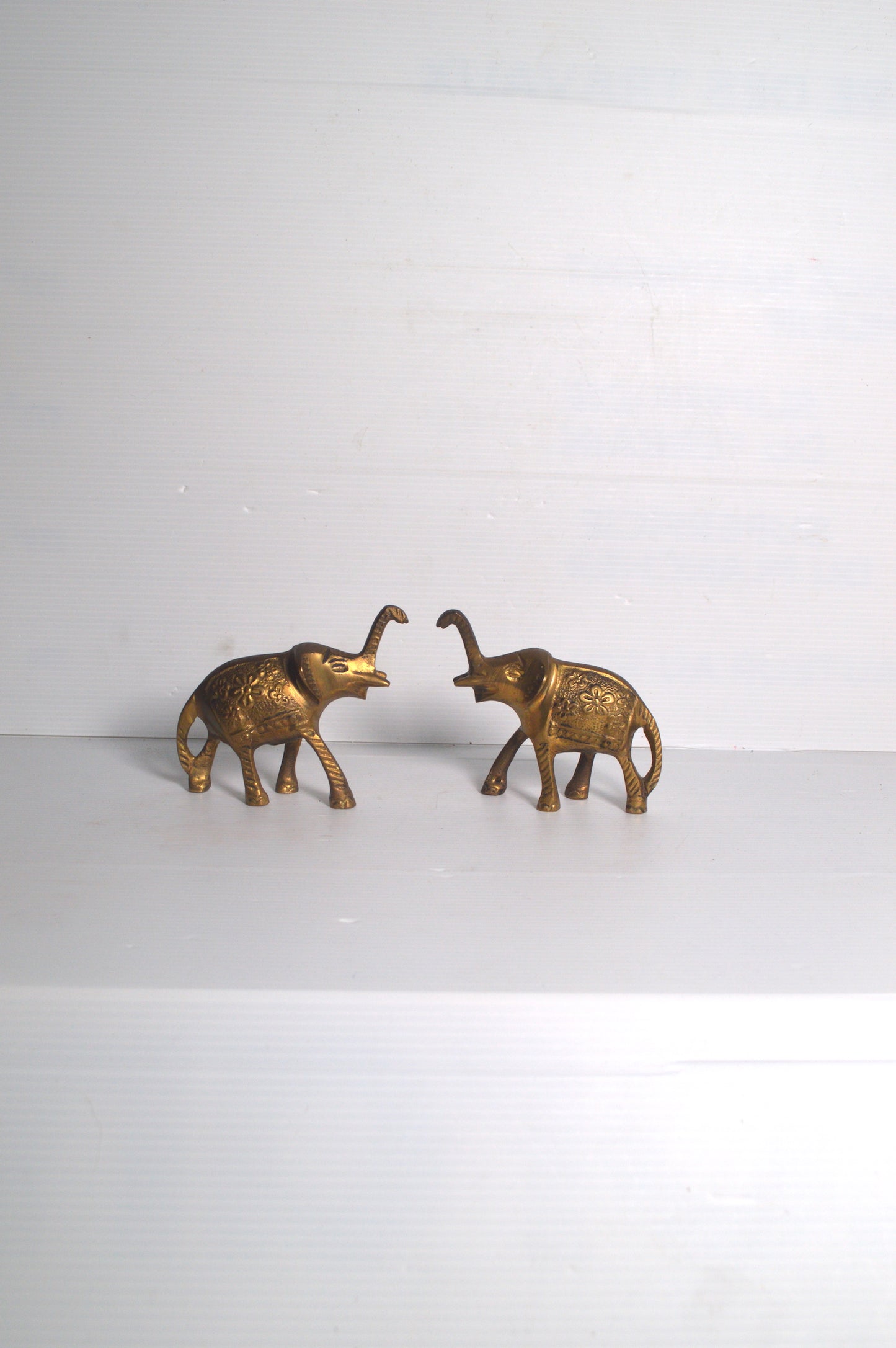 éléphants en laiton