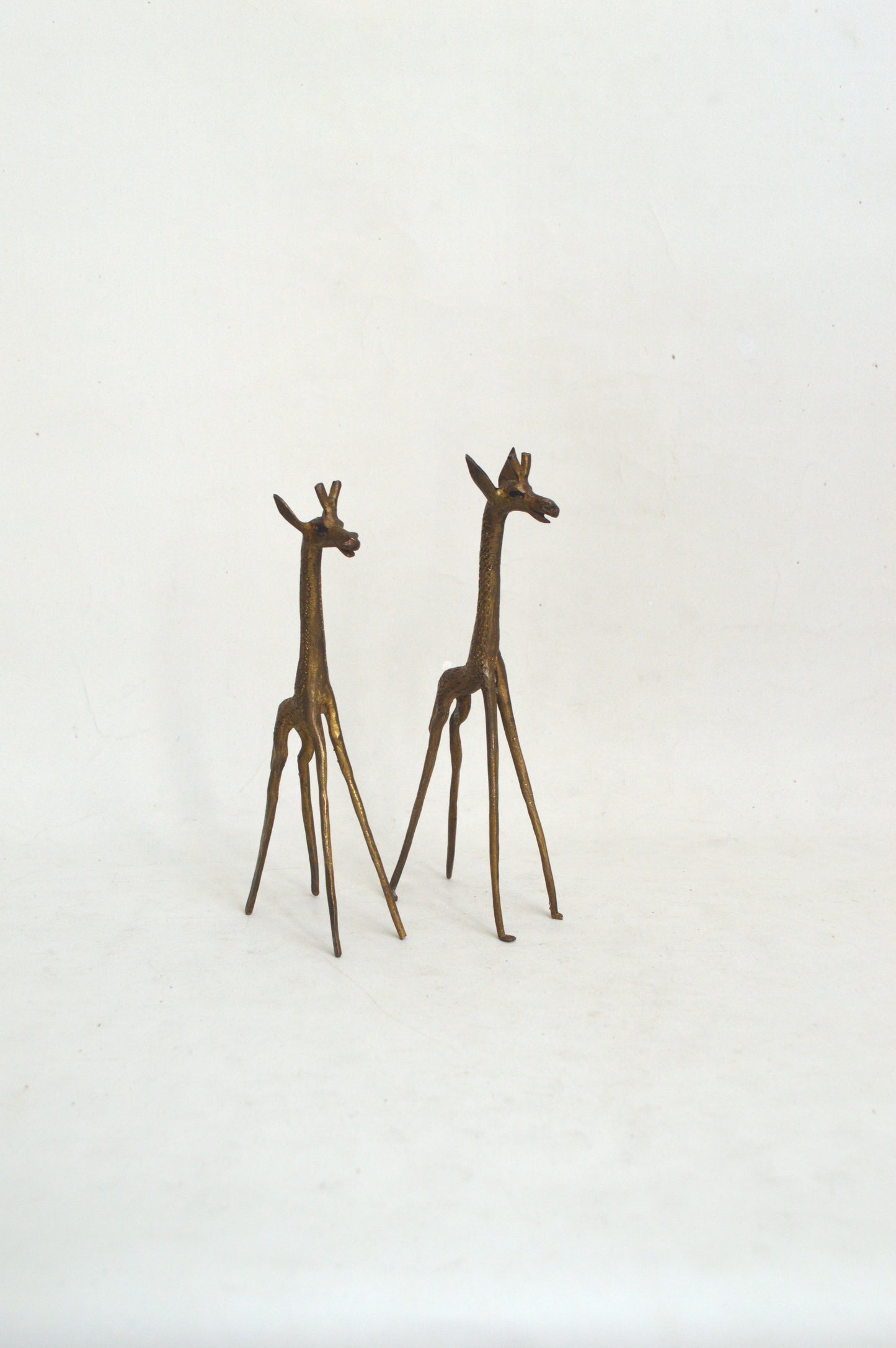 Duo de girafes en bronze