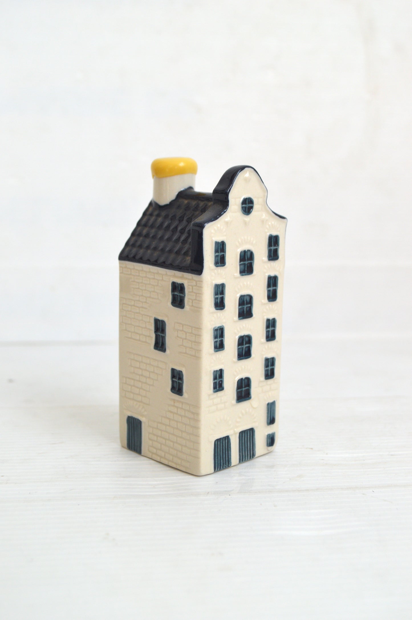 Maison en céramique KLM