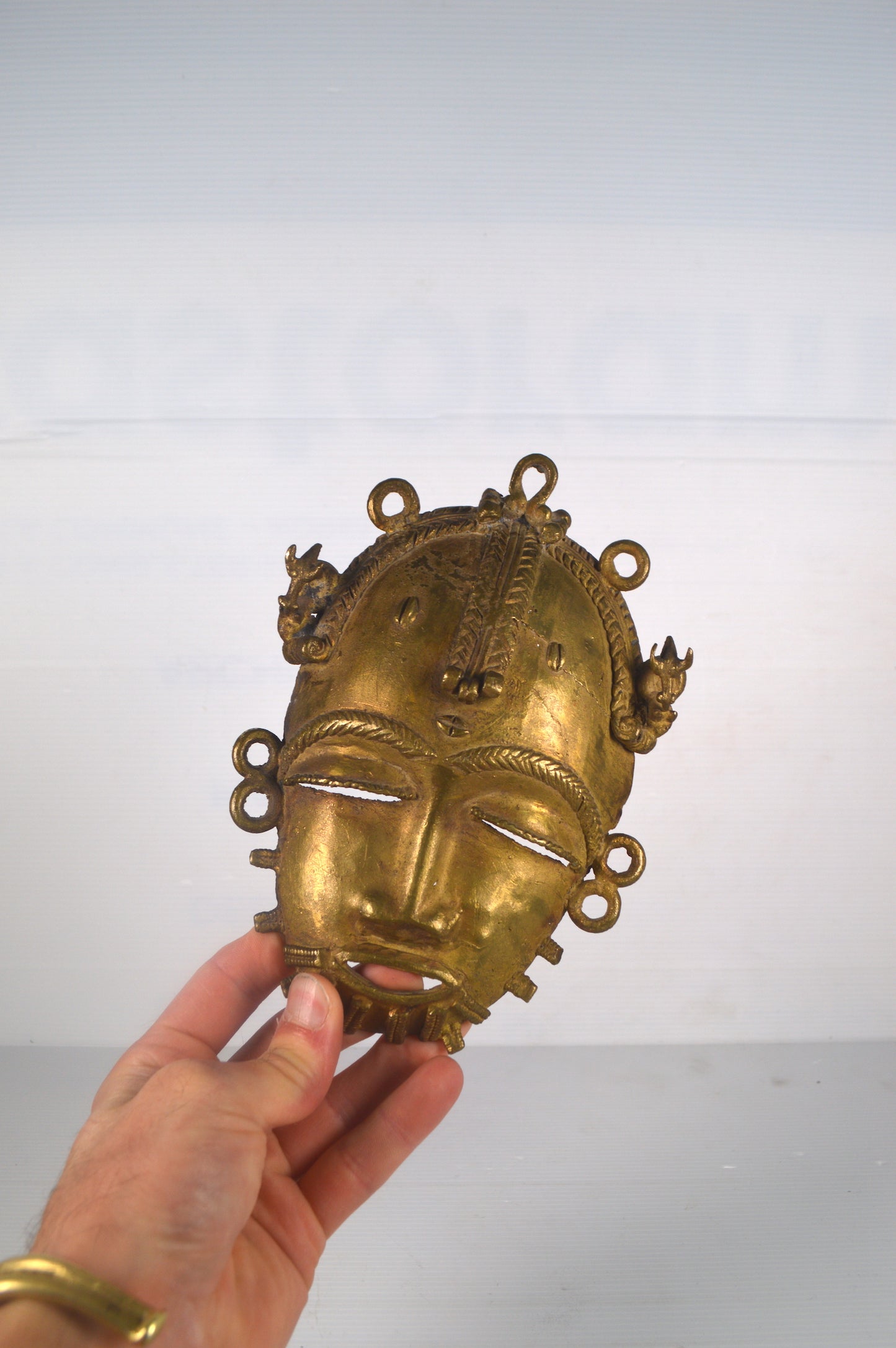 masque-afrique-bronze
