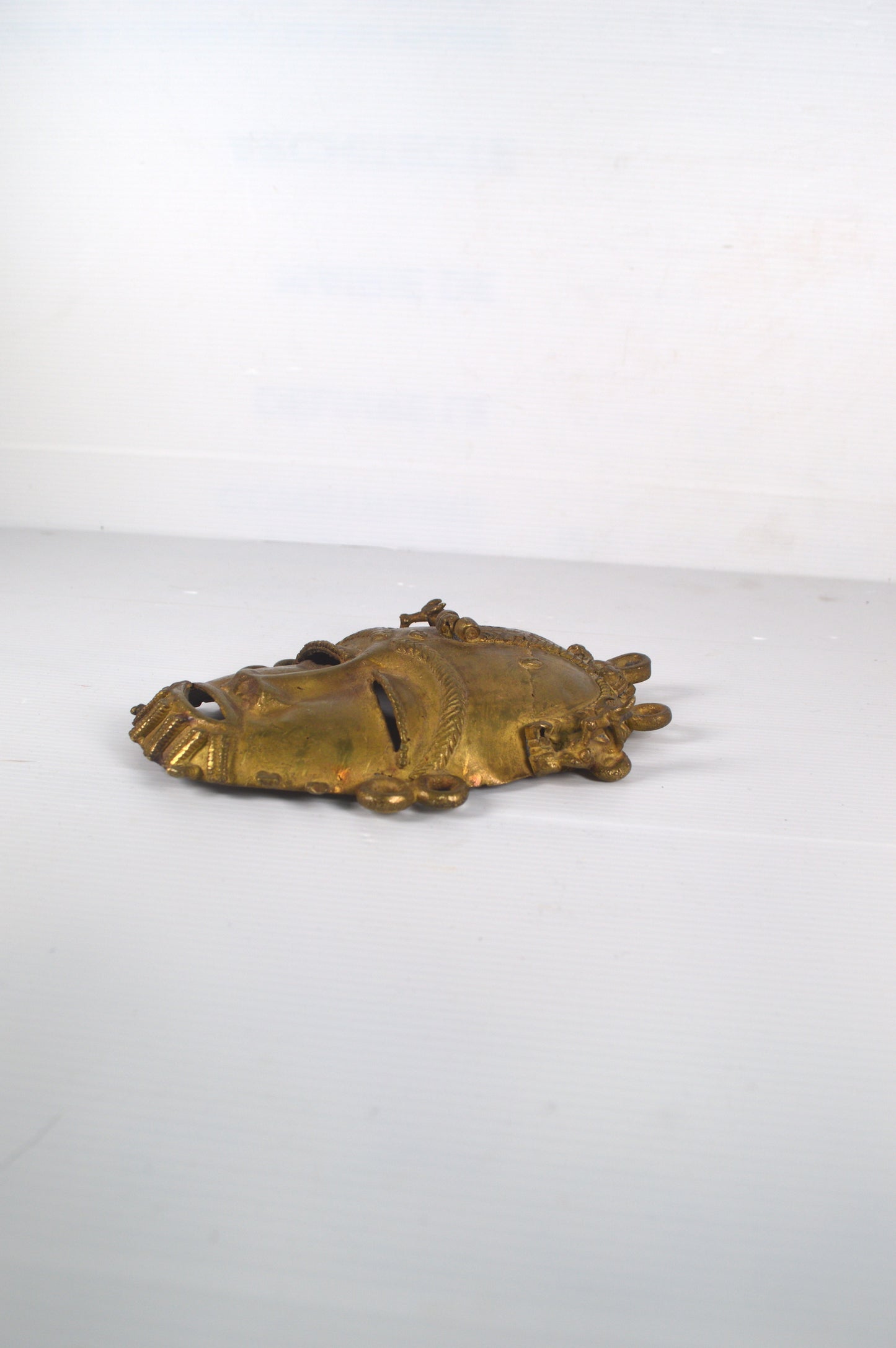 masque-en-bronze