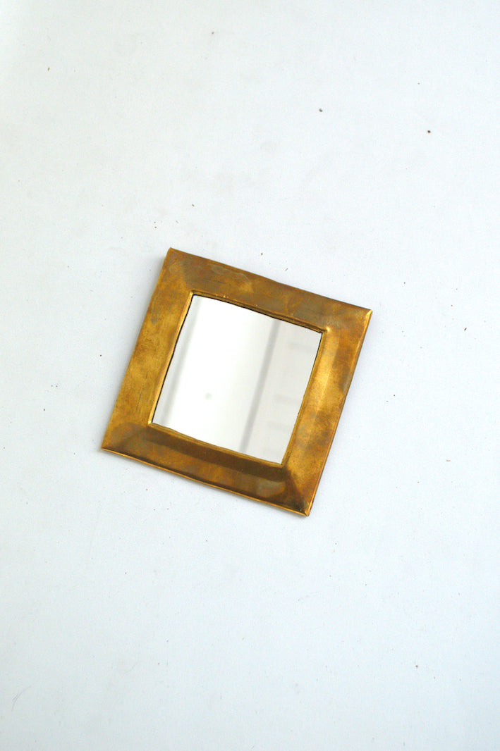 miroir carré en laiton