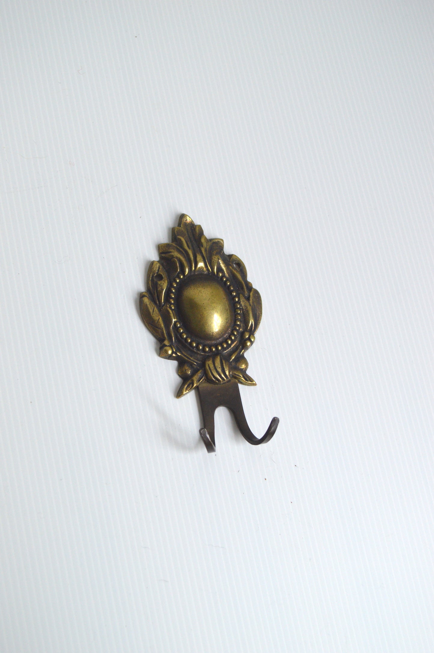 patère-vintage-dorée