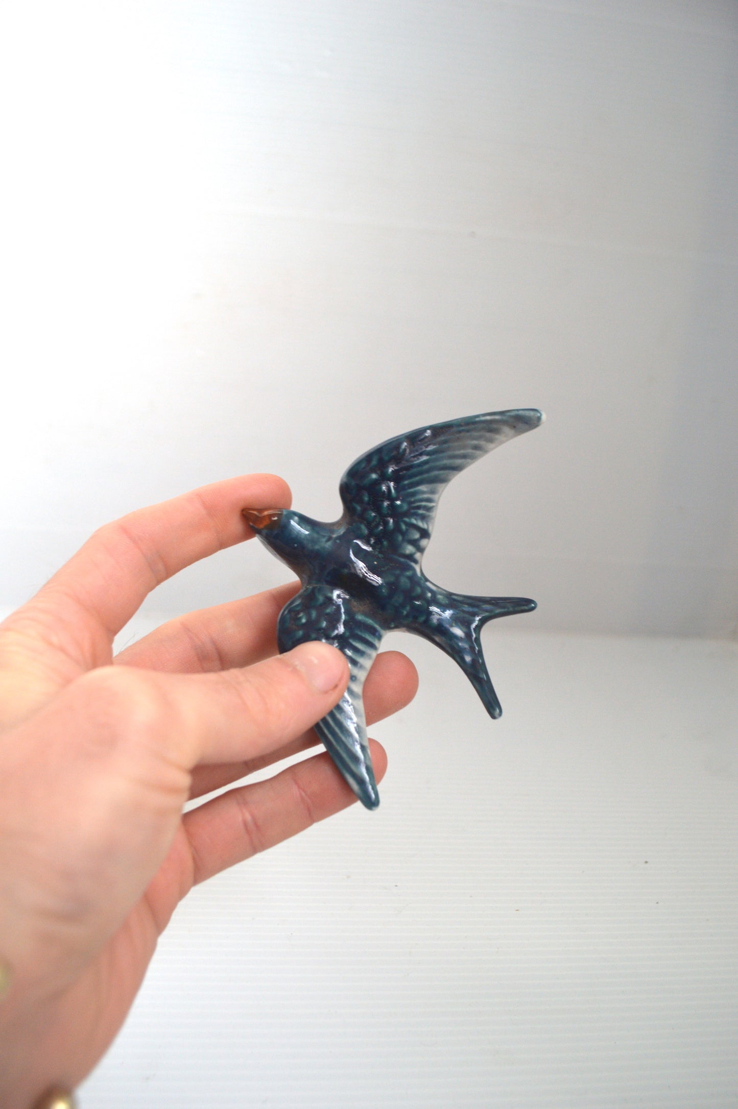 Petite hirondelle en céramique