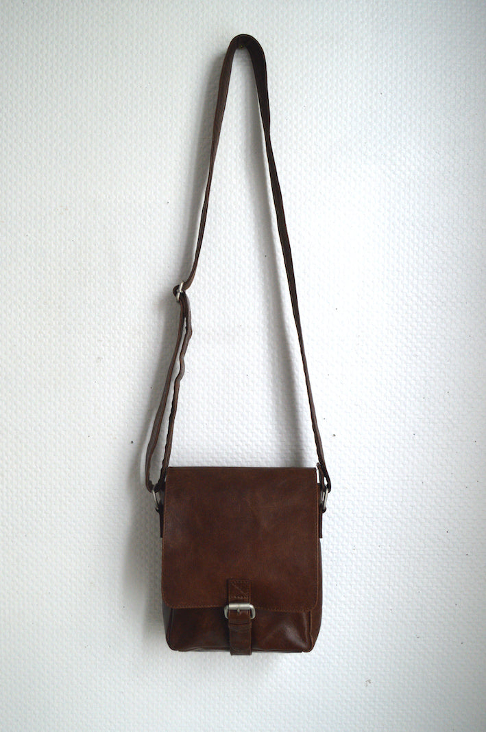 sacoche bandoulière en cuir marron