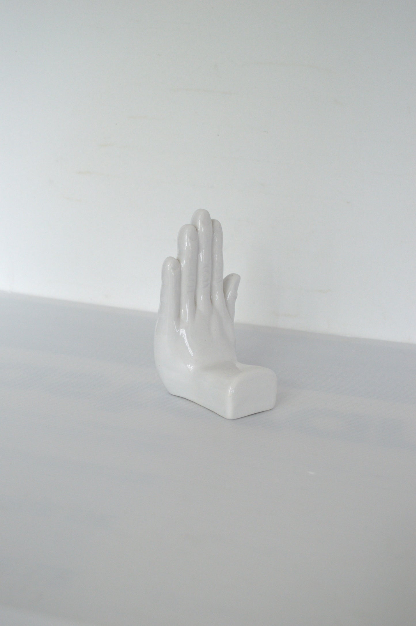 serre-livre-main-unique