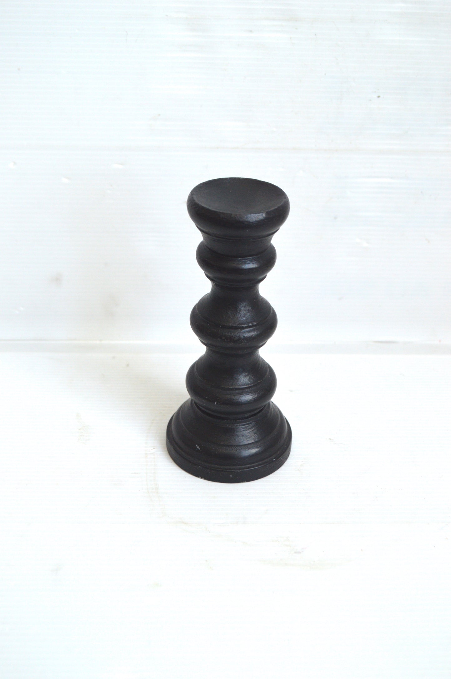 socle-noir-curiosités