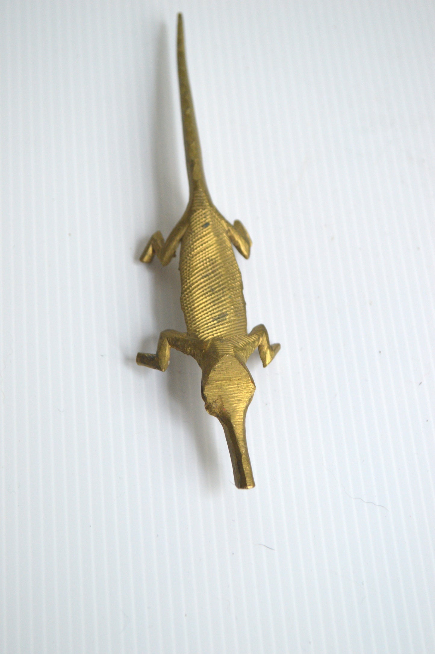 statuette-crocodile