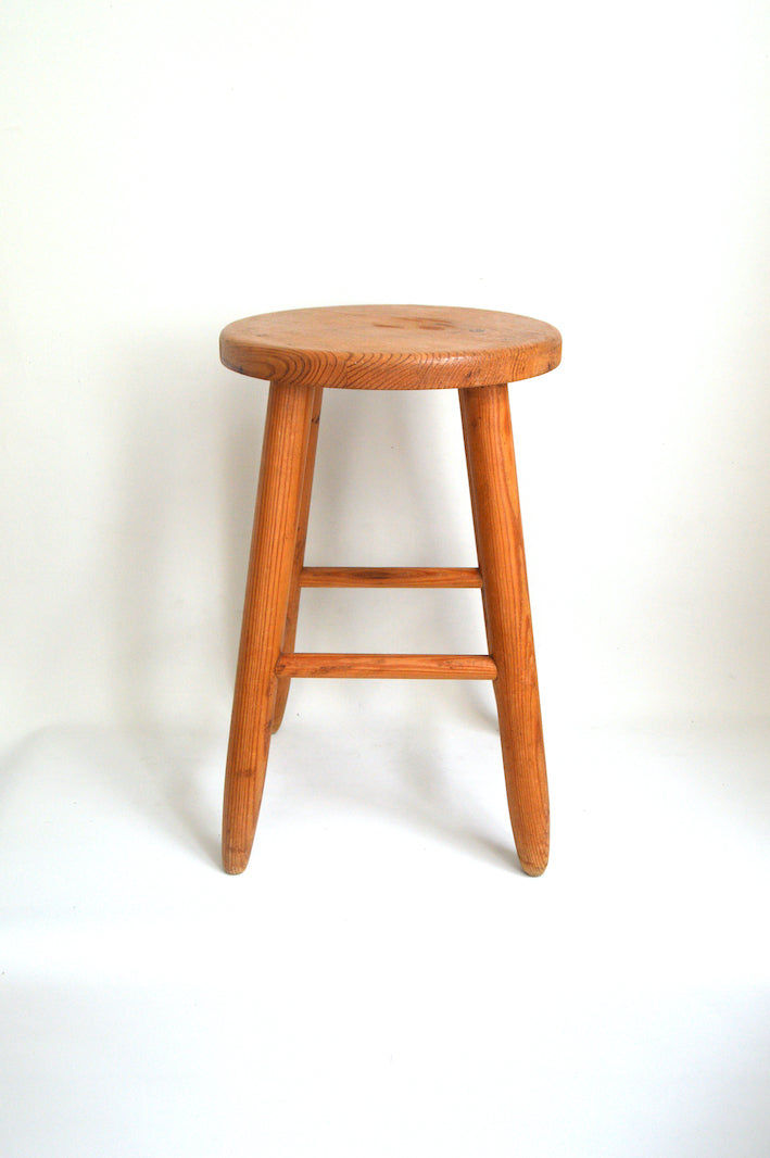tabouret en pin