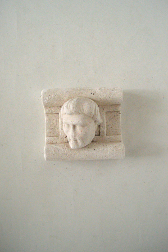Petit relief antique