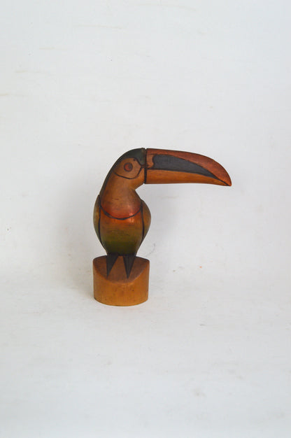 toucan-en-bois-sculpté