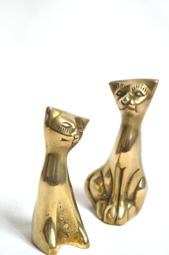 Duo de chats en laiton