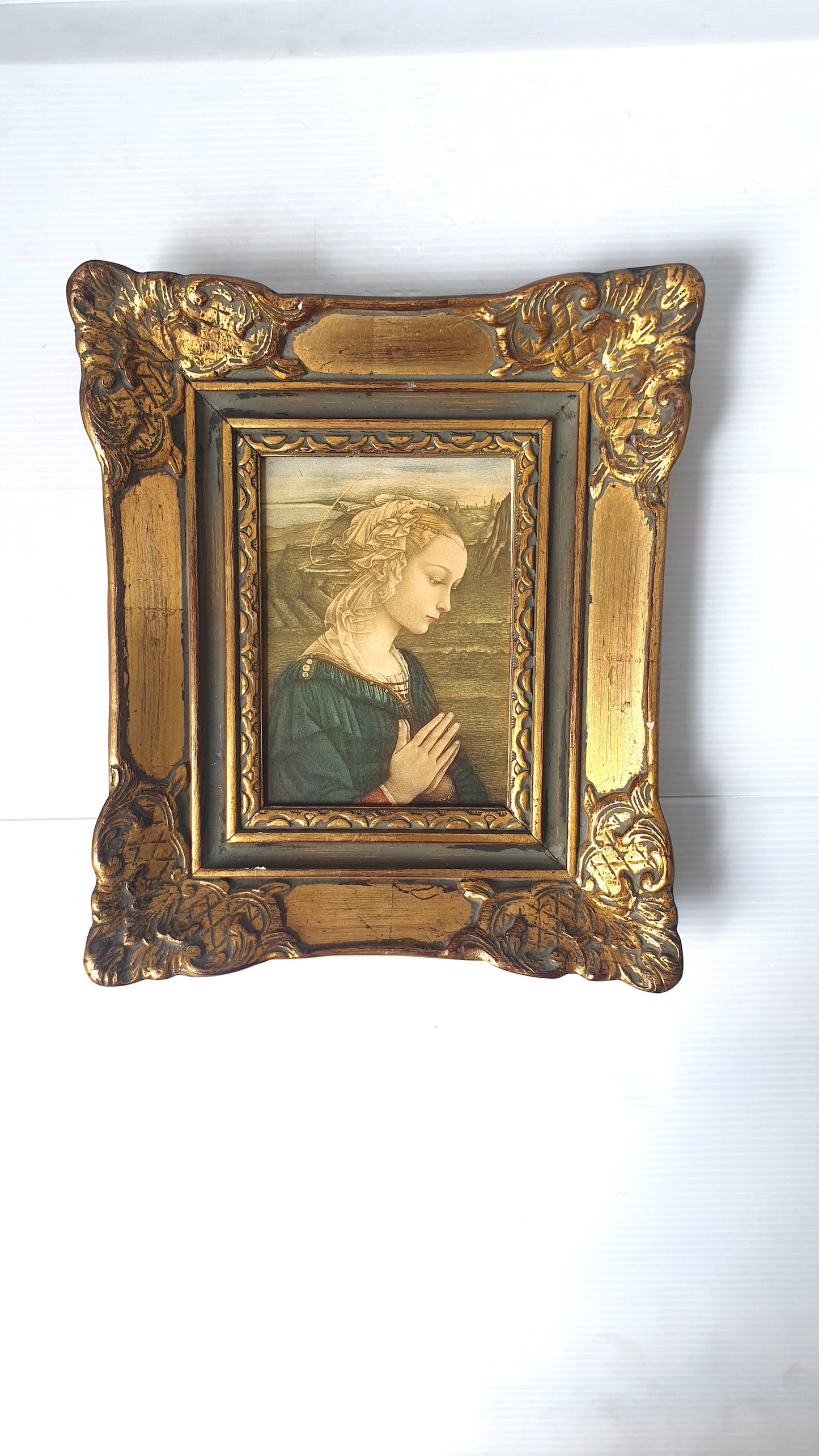 Cadre en bois doré