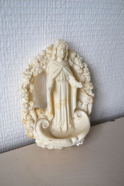 Bénitier en albâtre