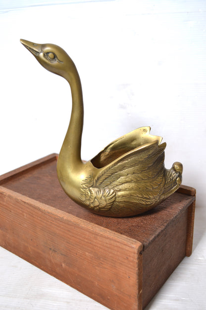 Cache-pot cygne vintage en laiton